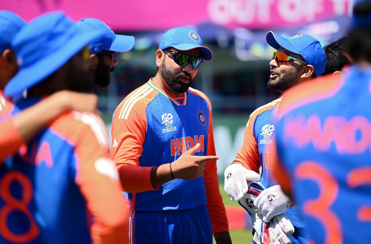 Rohit Sharma speaks in the team huddle, Bangladesh vs India, T20 World Cup warm-up game, New York, June 1, 2024