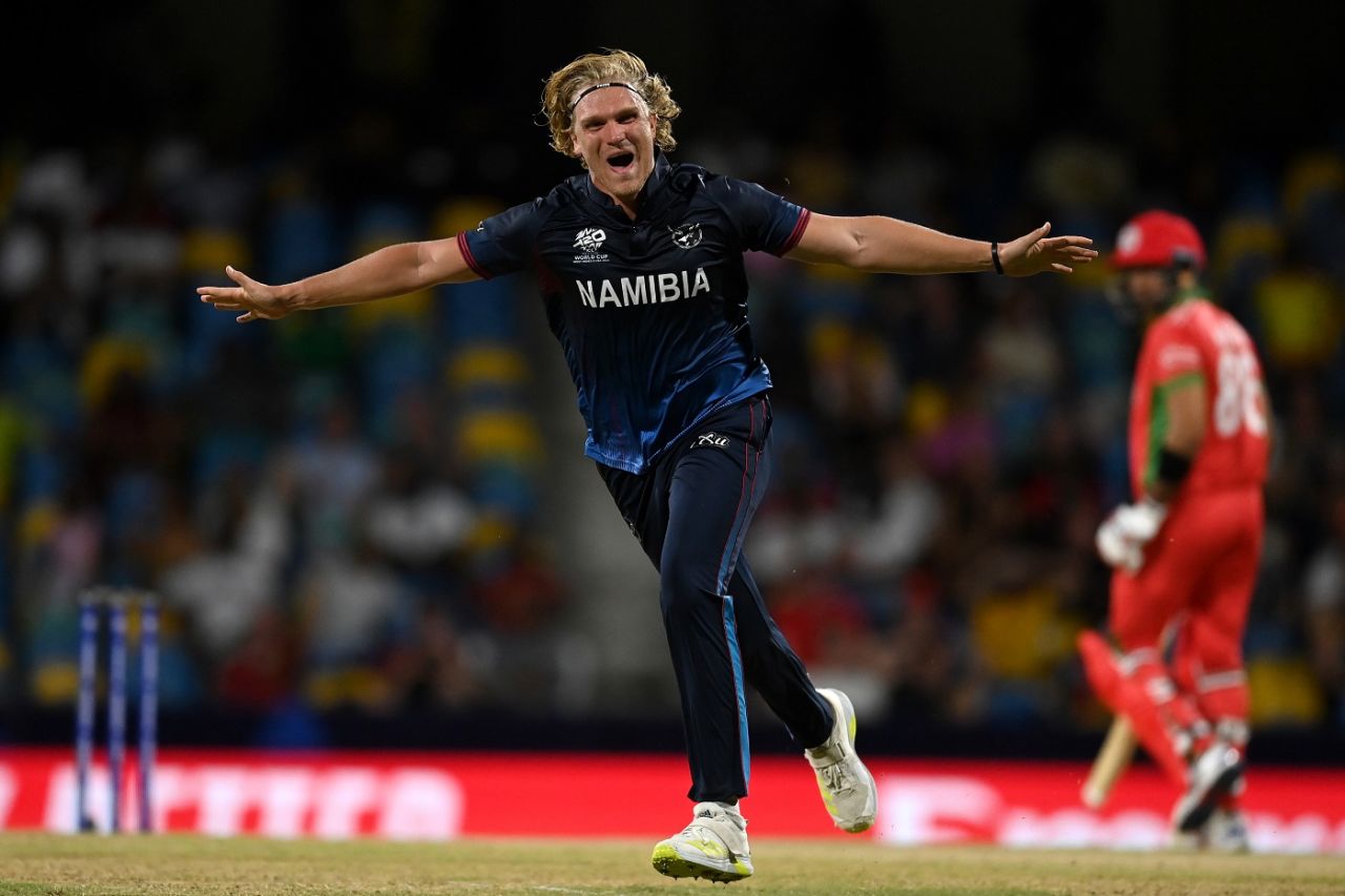 Ruben Trumpelmann began Namibia's campaign with two wickets in the first two balls, Namibia vs Oman, T20 World Cup 2024, Group B, Bridgetown, June 2, 2024
