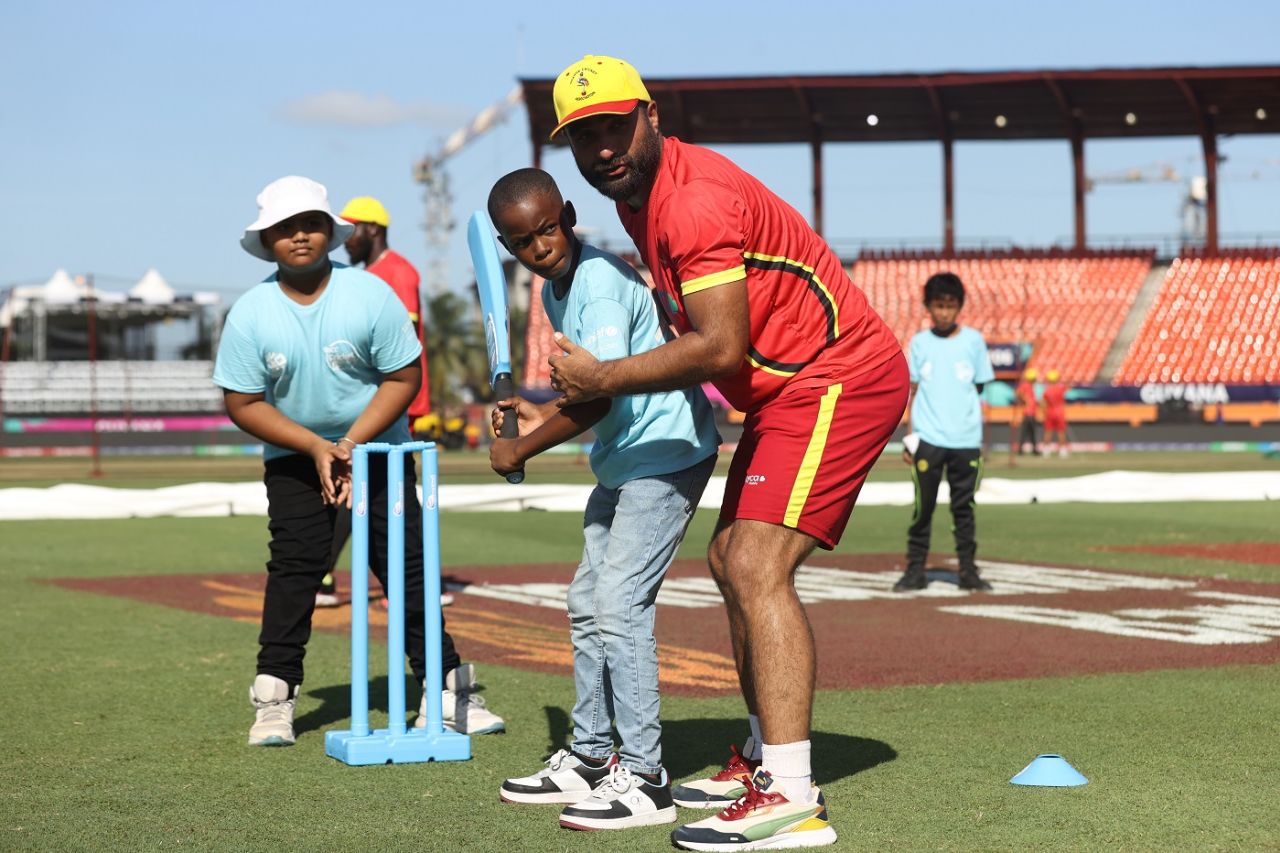 Bilal Hassun of Uganda does some coaching, T20 World Cup 2024, Guyana, June 4, 2024