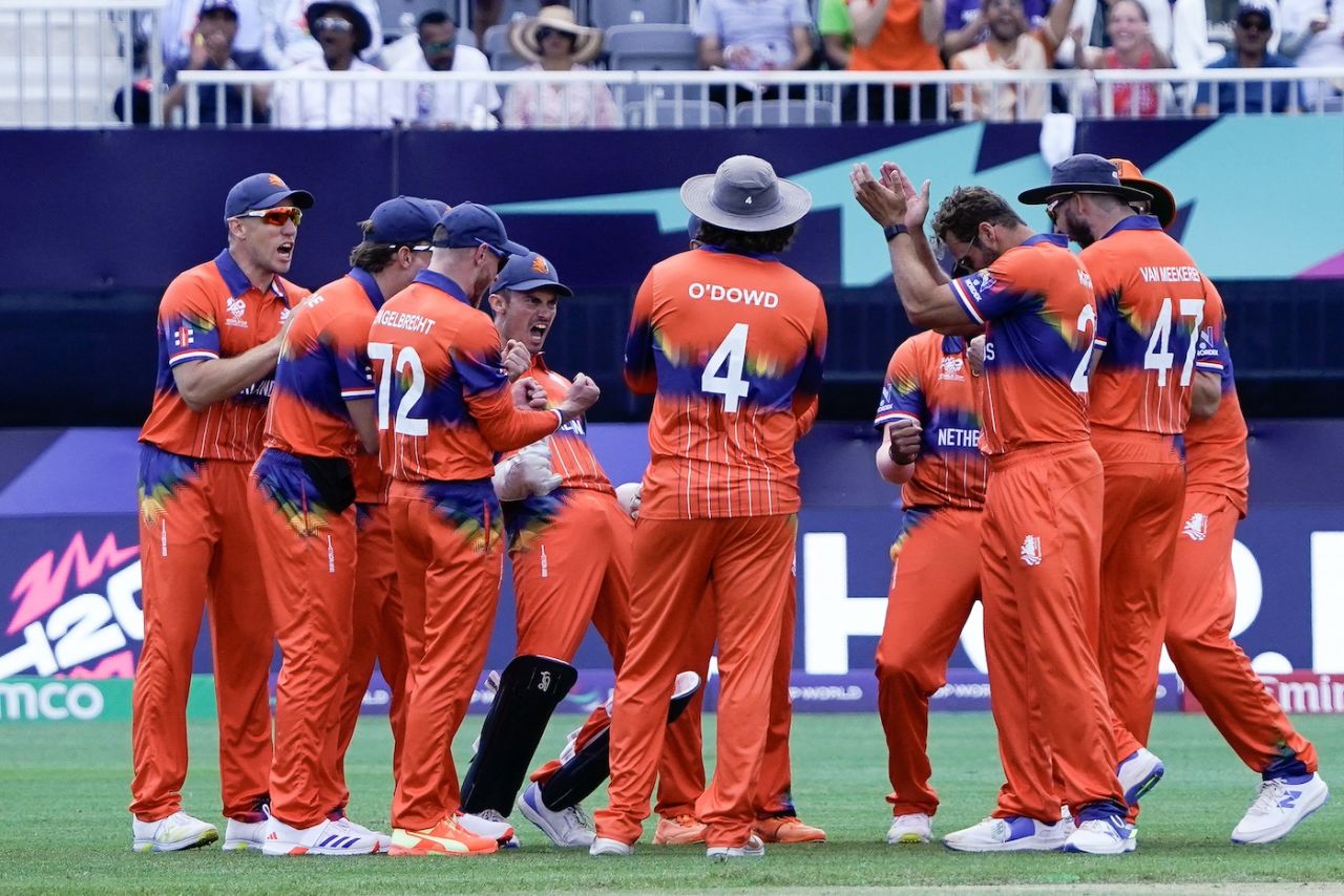 And that's the third - Netherlands celebrate after Aiden Markram's fall, Netherlands vs South Africa, T20 World Cup 2024, New York, June 8, 2024