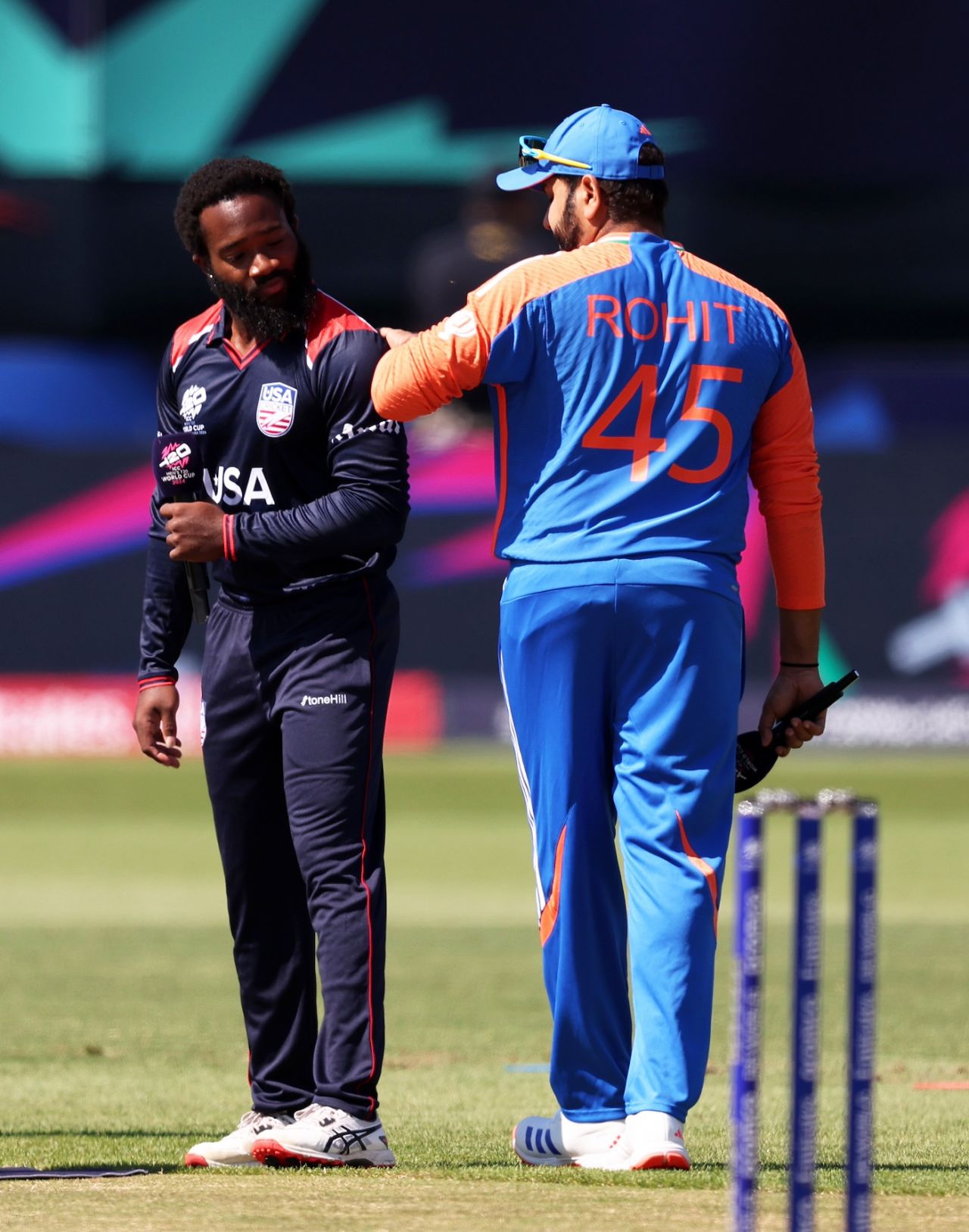 Aaron Jones and Rohit Sharma interact at the toss, USA vs India, T20 World Cup 2024, New York, June 12, 2024