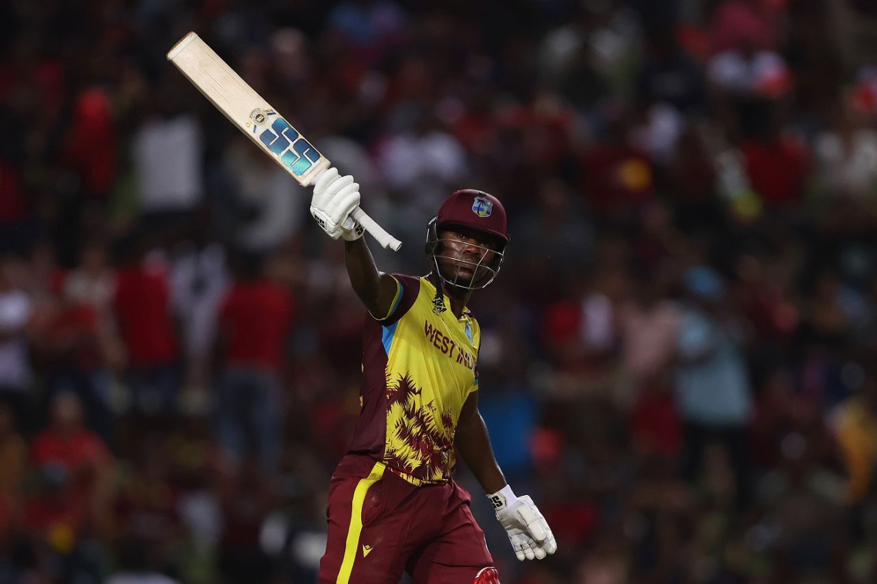 Sherfane Rutherford completed his fifty off 33 balls