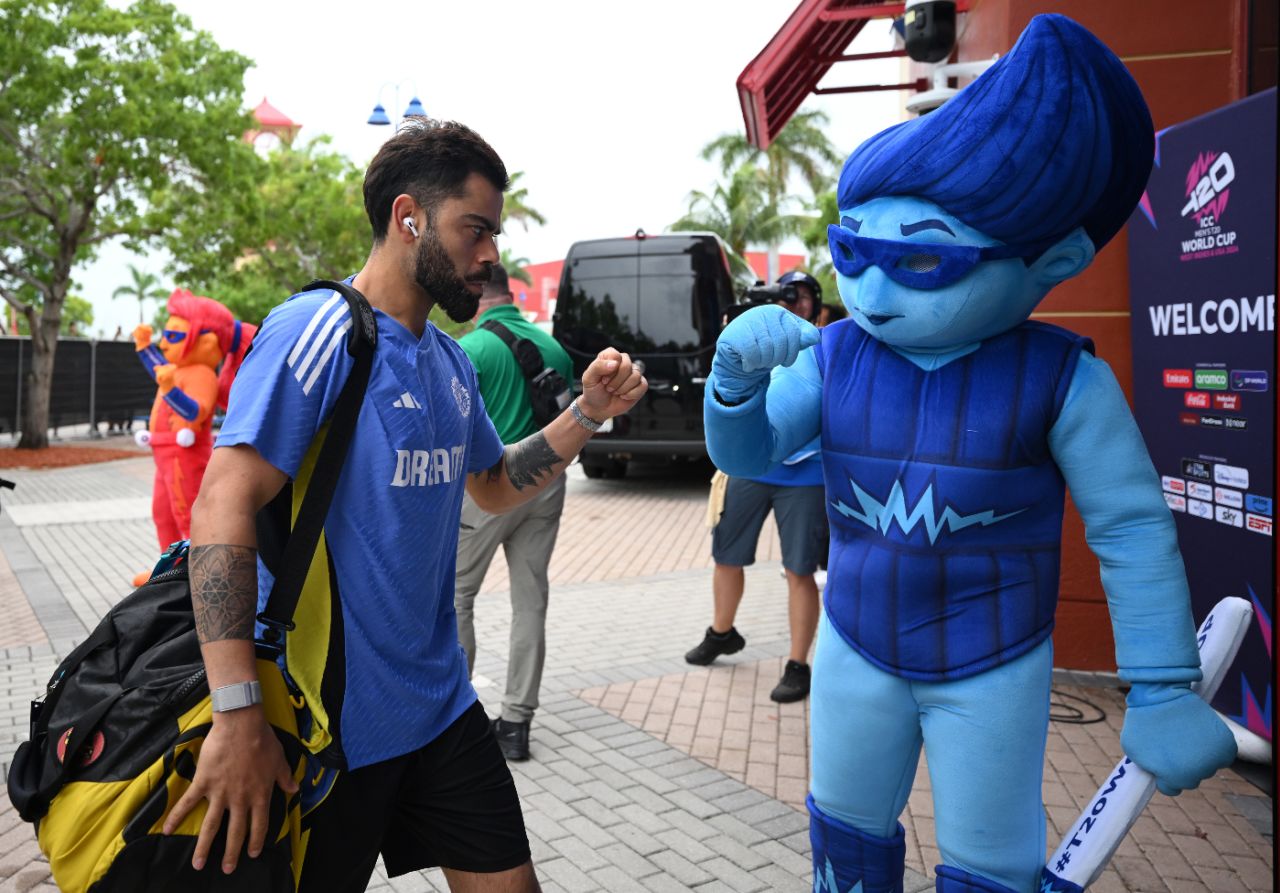 Virat Kohli is greeted by the World Cup mascot, Canada vs India, T20 World Cup 2024, Group A, Lauderhill, June 15, 2024