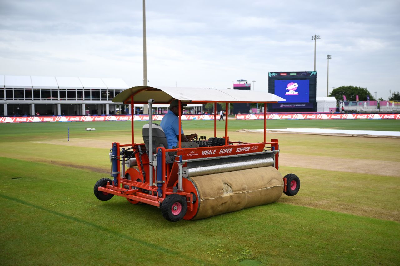 The Super Sopper at work in Lauderhill, Canada vs India, T20 World Cup 2024, Group A, Lauderhill, June 15, 2024