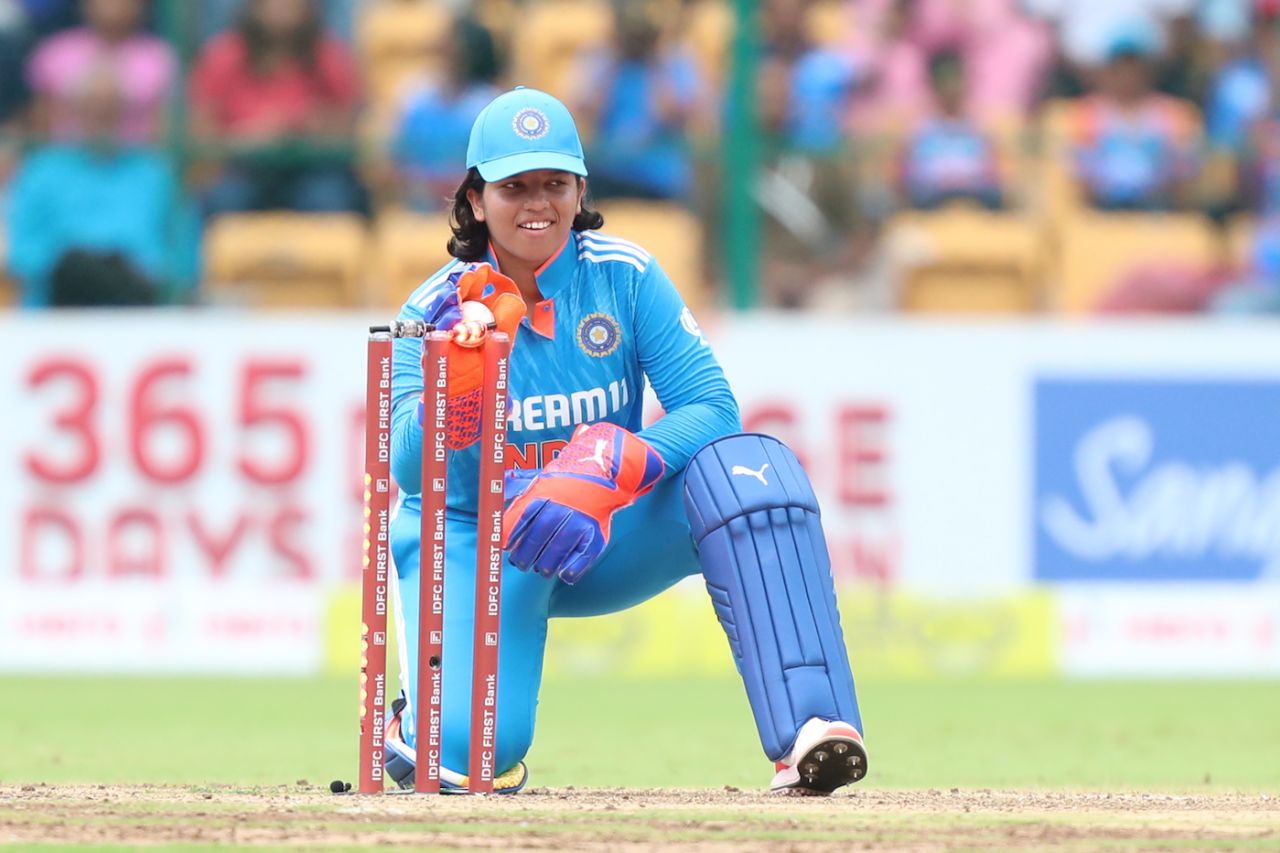 Richa Ghosh was part of the run outs that dismissed Tazmin Brits and Nondumiso Shangase, India Women vs South Africa Women, 3rd ODI, Bengaluru, June 23, 2024