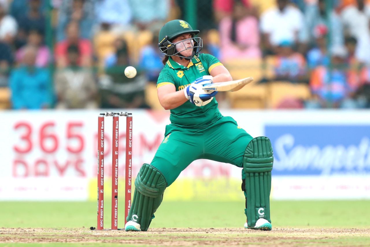 Mieke de Ridder made 26* to lift South Africa to 215, India Women vs South Africa Women, 3rd ODI, Bengaluru, June 23, 2024