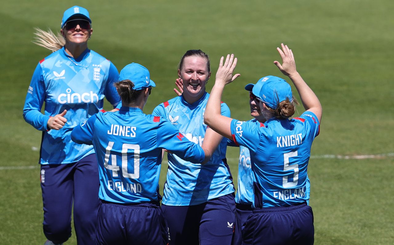 Lauren Filer celebrates the wicket of Suzie Bates, England vs New Zealand, 1st Women's ODI, Chester-le-Street, June 26, 2024