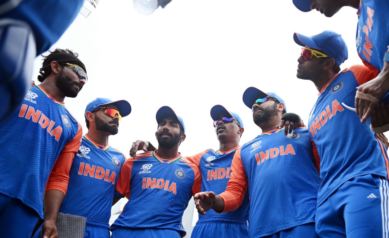Rohit Sharma speaks in the team huddle, India vs South Africa, T20 World Cup final, Bridgetown, Barbados, June 29, 2024