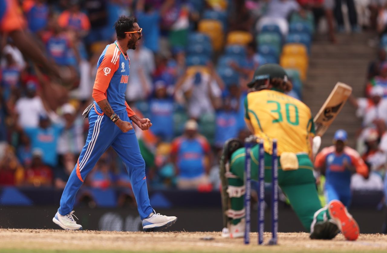 Axar Patel hit the stumps after Tristan Stubbs missed with an attempted sweep, India vs South Africa, T20 World Cup final, Bridgetown, Barbados, June 29, 2024