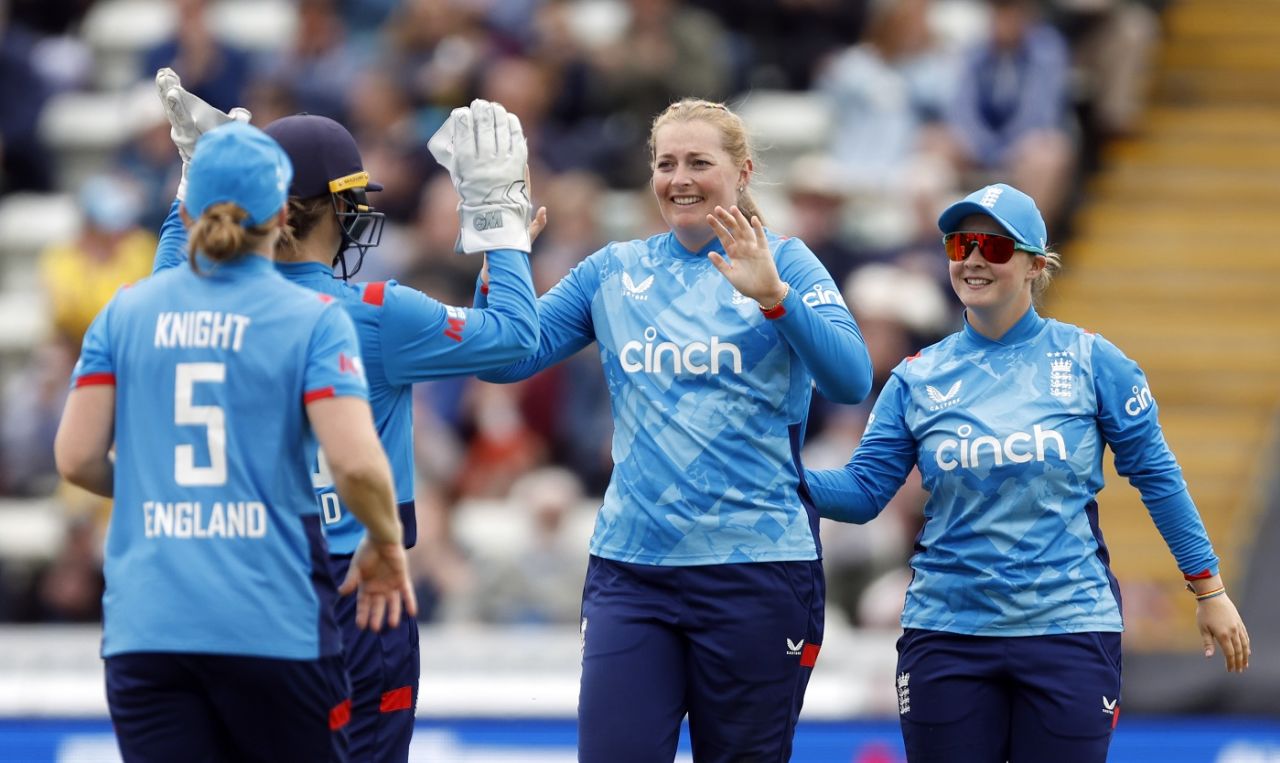 Sophie Ecclestone starred with the ball, picking up a five-wicket haul, England vs New Zealand, 2nd Women's ODI, Worcester, June 30, 2024