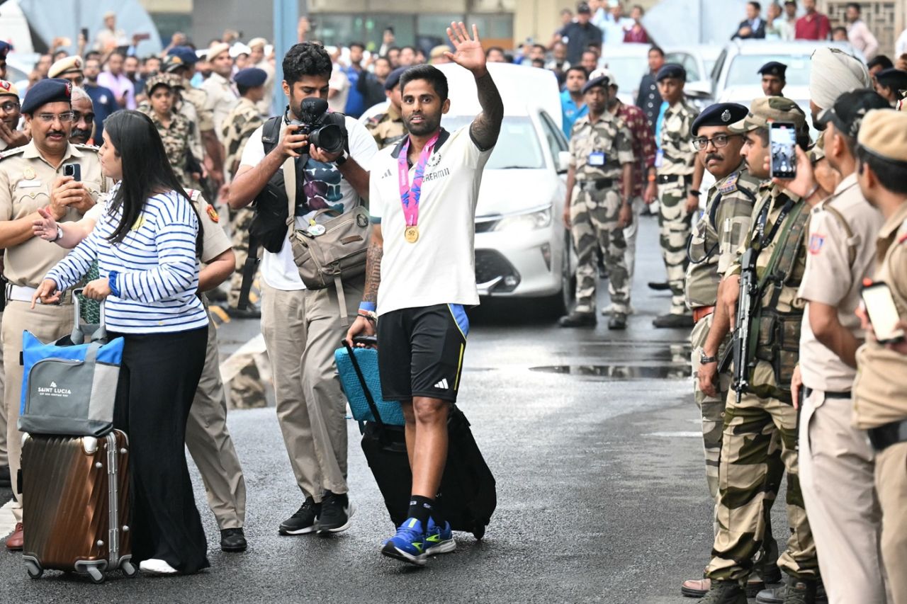 Suryakumar Yadav waves at fans at the Delhi airport, New Delhi, July 4, 2024