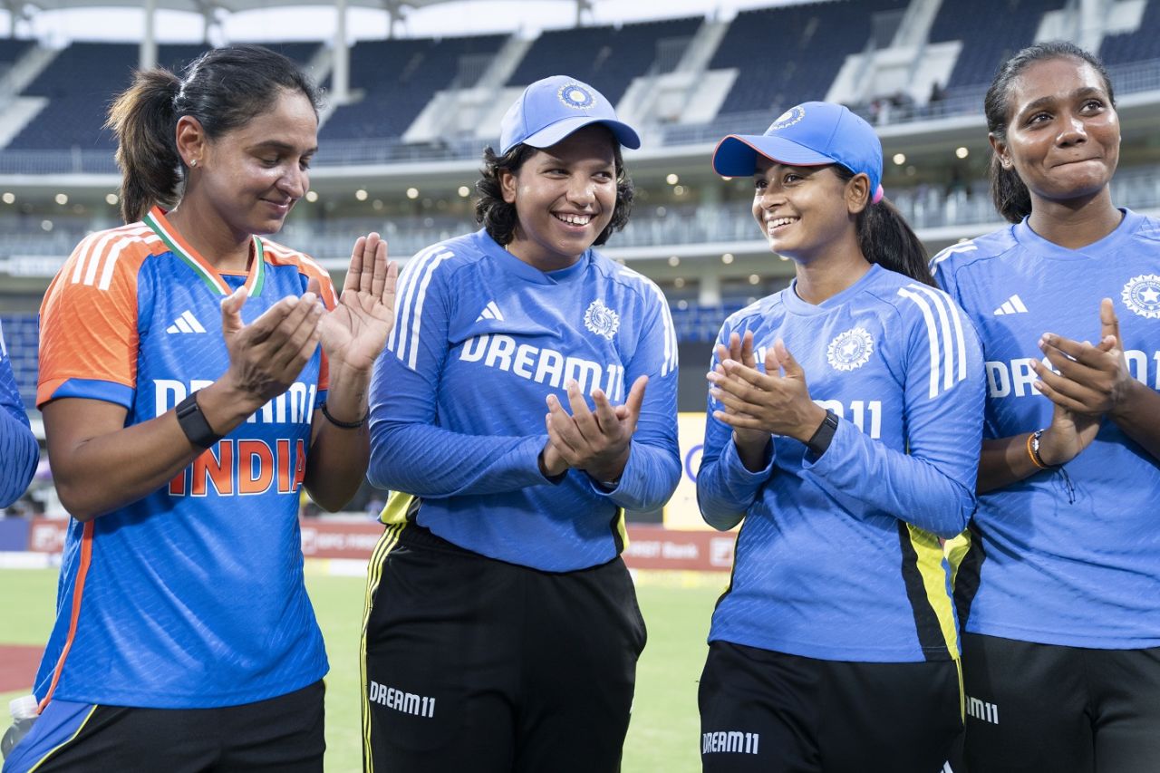 Richa Ghosh got a special cap for her 50th T20I game, India vs South Africa, 1st T20I, Chennai, July 5, 2024