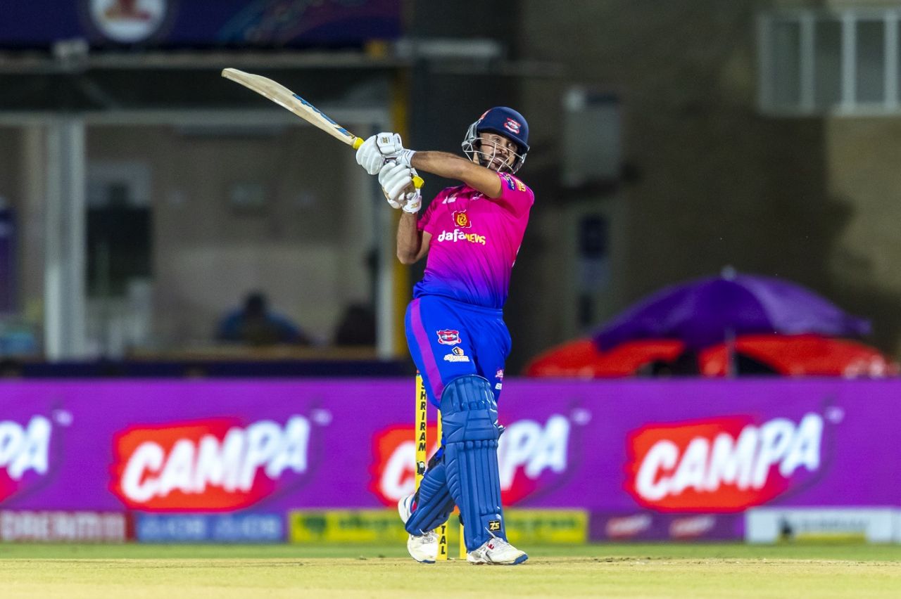 Tushar Raheja slogs a six, Dindigul Dragons vs IDream Tiruppur Tamizhans, TNPL 2024, Coimbatore, July 17, 2024