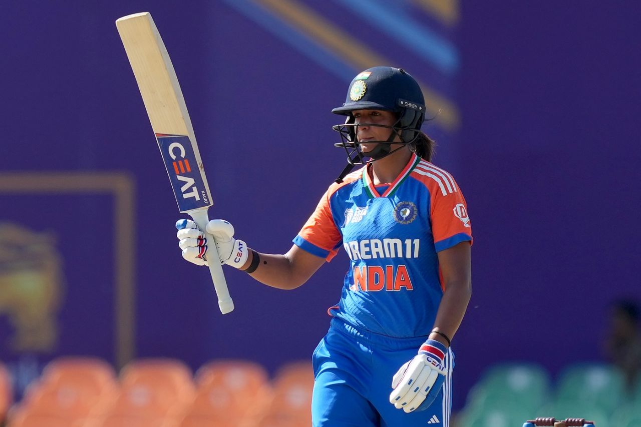 Harmanpreet Kaur raises her bat after notching up a fifty, India vs UAE, Women's Asia Cup 2024, Group A, Dambulla