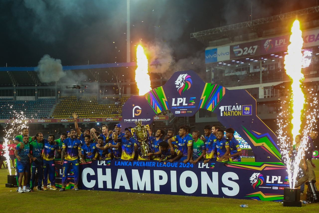 Jaffna Kings with the LPL trophy, Galle Marvels vs Jaffna Kings, LPL 2024, final, July 21, 2024