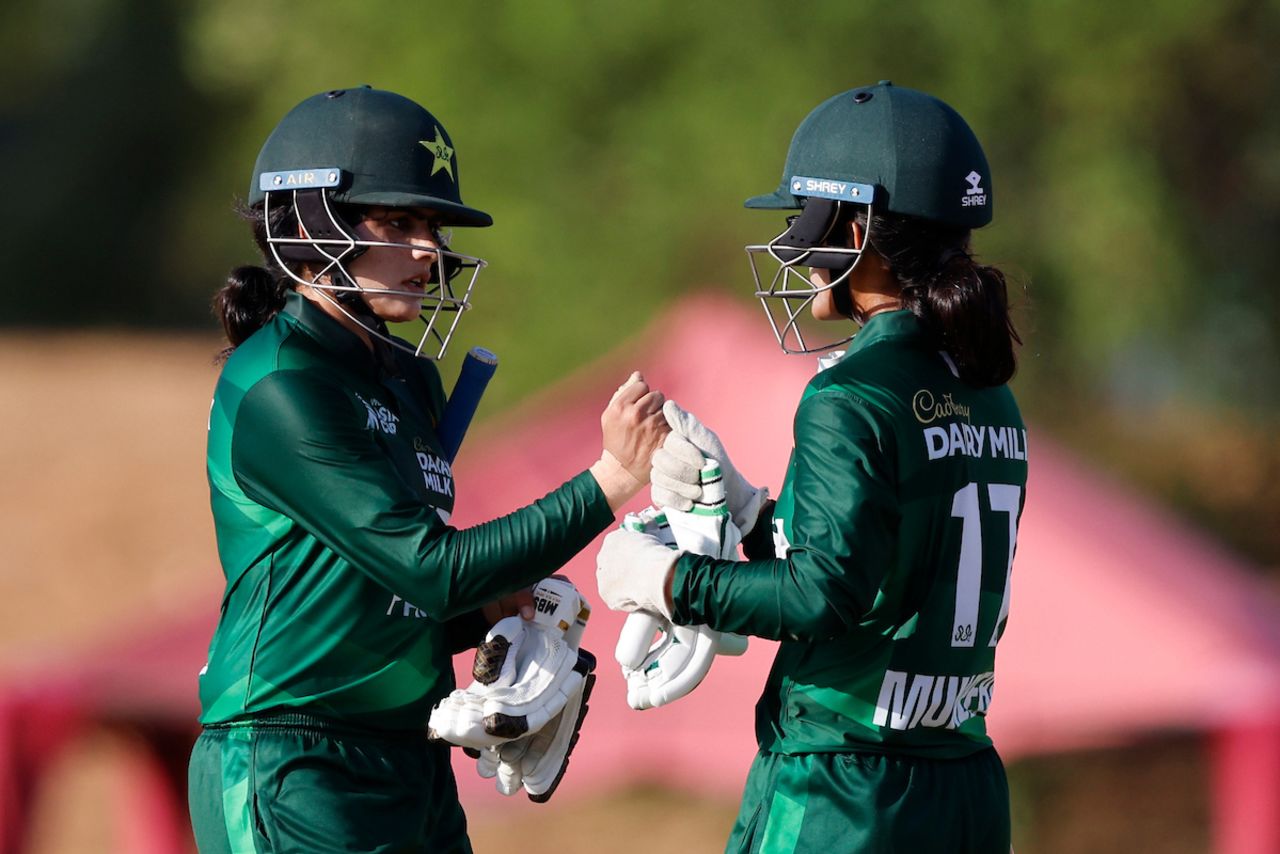 Gull Feroza and Muneeba Ali steered Pakistan home with an unbroken stand of 107, Pakistan vs UAE, Women's Asia Cup, Dambulla, July 23, 2024