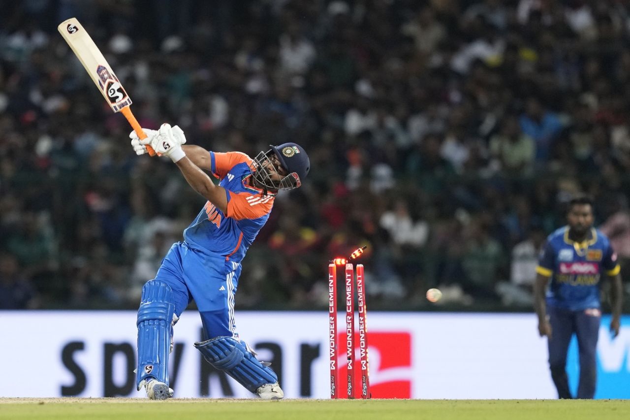 Rishabh Pant is bowled, Sri Lanka vs India, 1st T20I, Pallekele, July 27, 2024