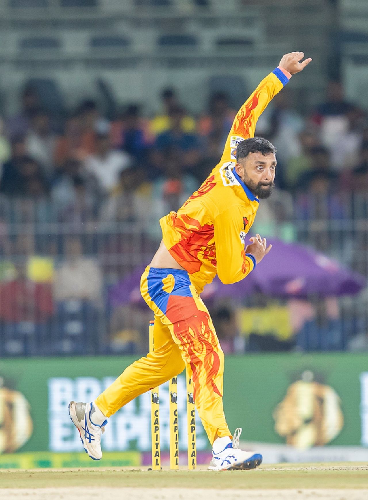 Varun Chakravarthy produced a double-strike in his first over, Lyca Kovai Kings vs Dindigul Dragons, TNPL 2024 final, Chennai, August 4, 2024