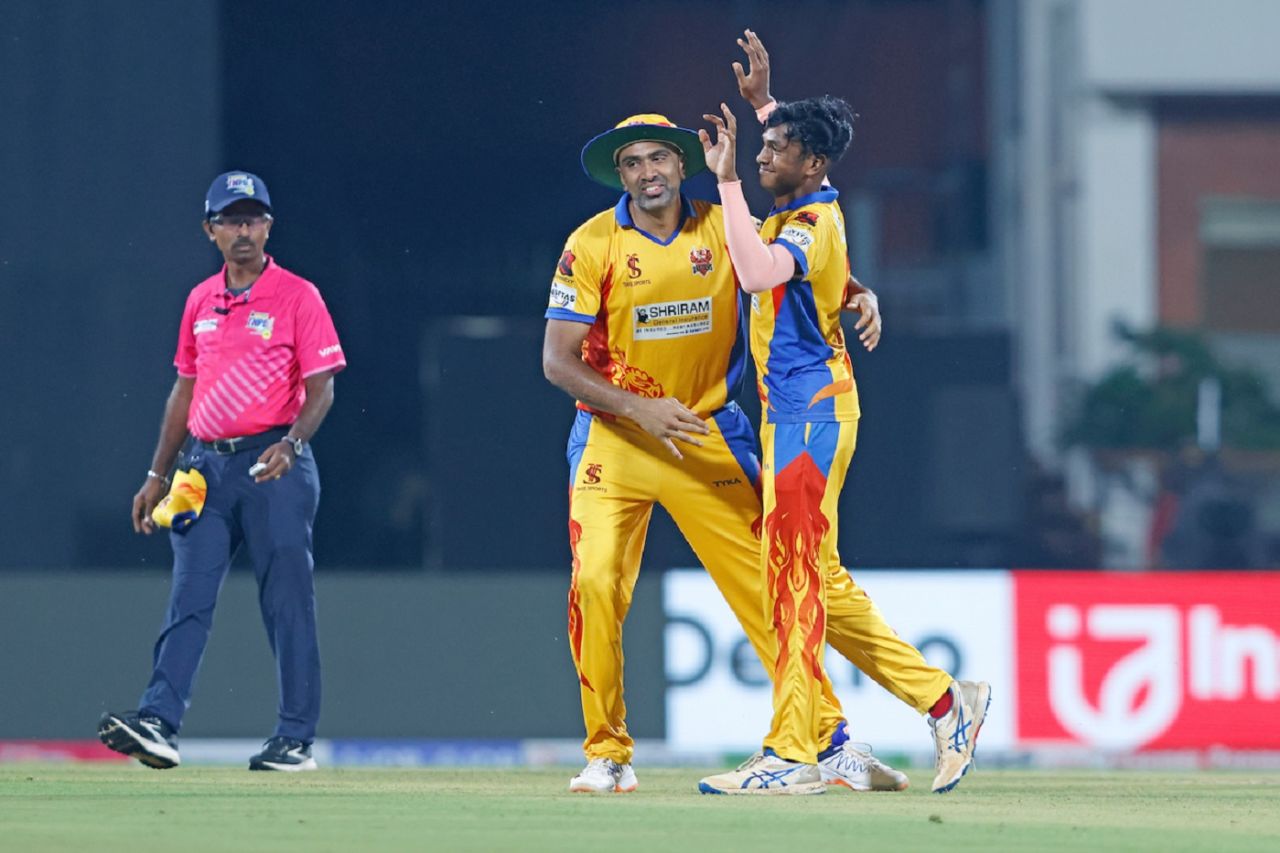 R Ashwin and P Vignesh celebrate a wicket, Lyca Kovai Kings vs Dindigul Dragons, TNPL 2024 final, Chennai, August 4, 2024