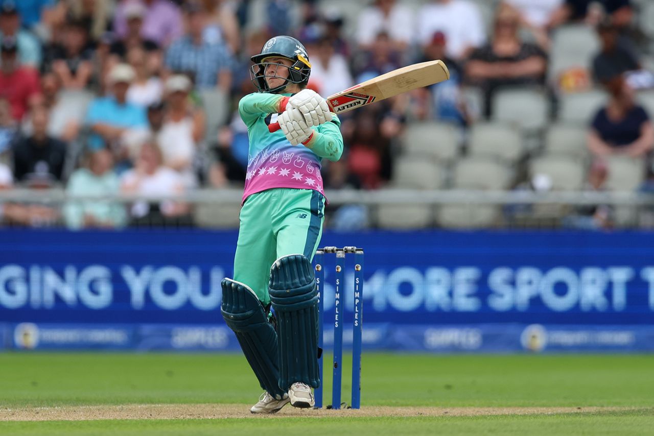Paige Scholfield heaves one down the ground, Manchester Originals vs Oval Invincibles, The Hundred (Women's), Emirates Old Trafford, August 6, 2024