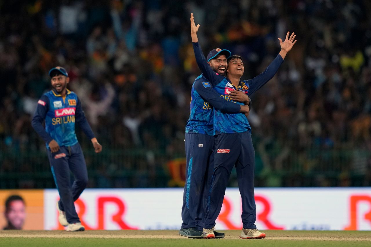 Dunith Wellalage finished with career-best figures of 5.1-0-27-5, Sri Lanka vs India, 3rd ODI, Colombo, August 7, 2024