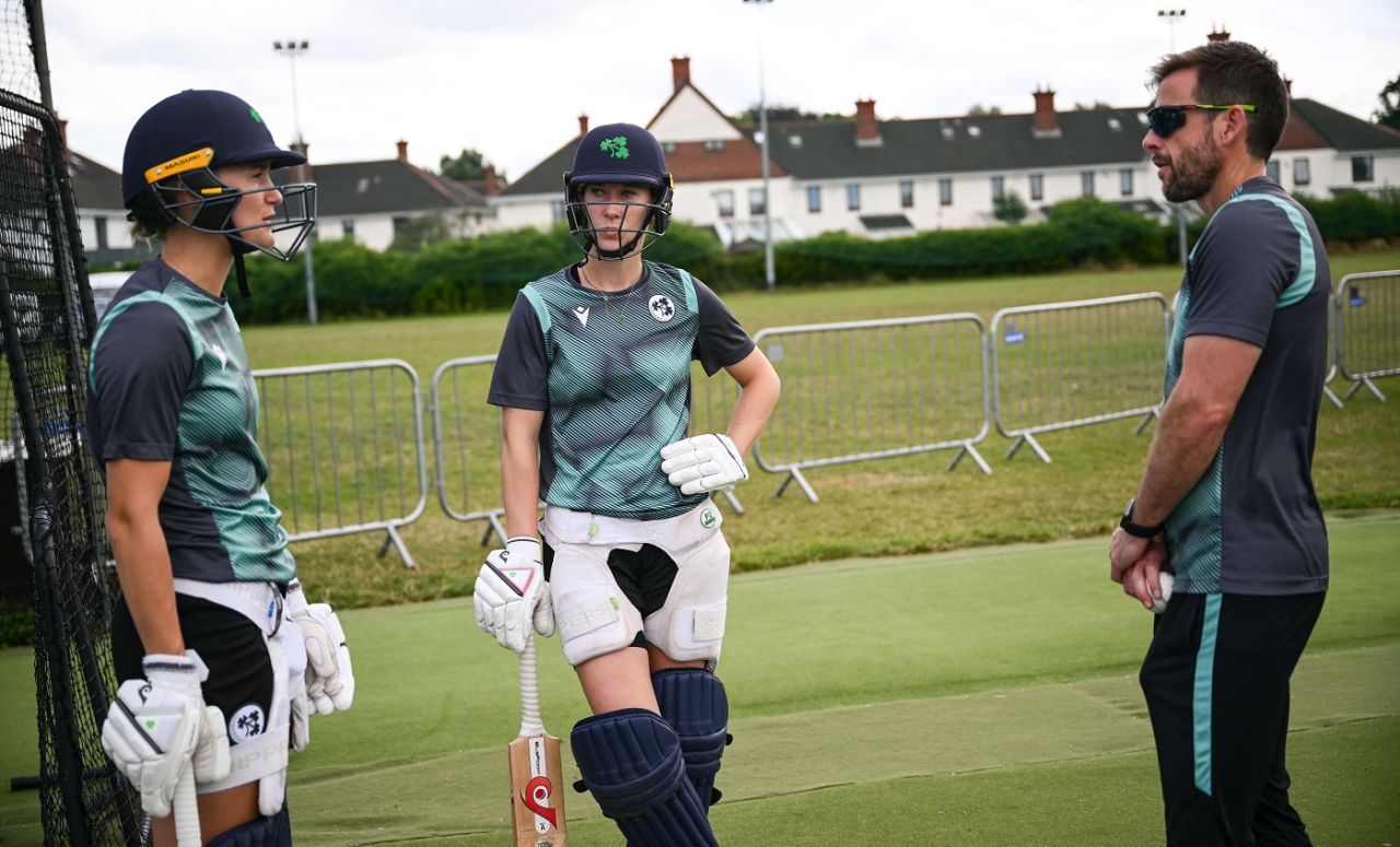 Orla Prendergast and Gaby Lewis chat with Ireland head coach Ed Joyce, Ireland vs Sri Lanka, 2nd women's T20I, Dublin, August 13, 2024