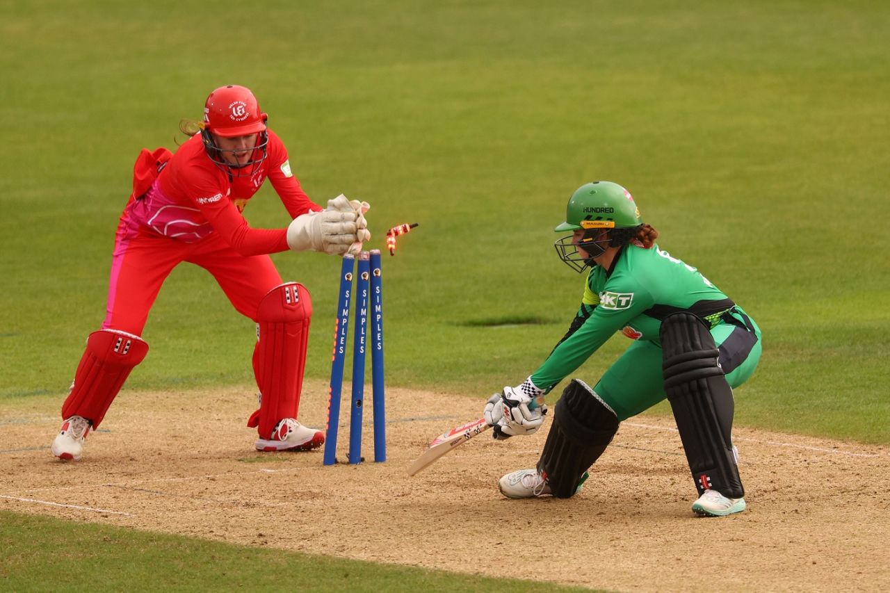 Sarah Bryce stumps Kalea Moore, Southern Brave vs Welsh Fire, Women's Hundred, Southampton, August 14, 2024