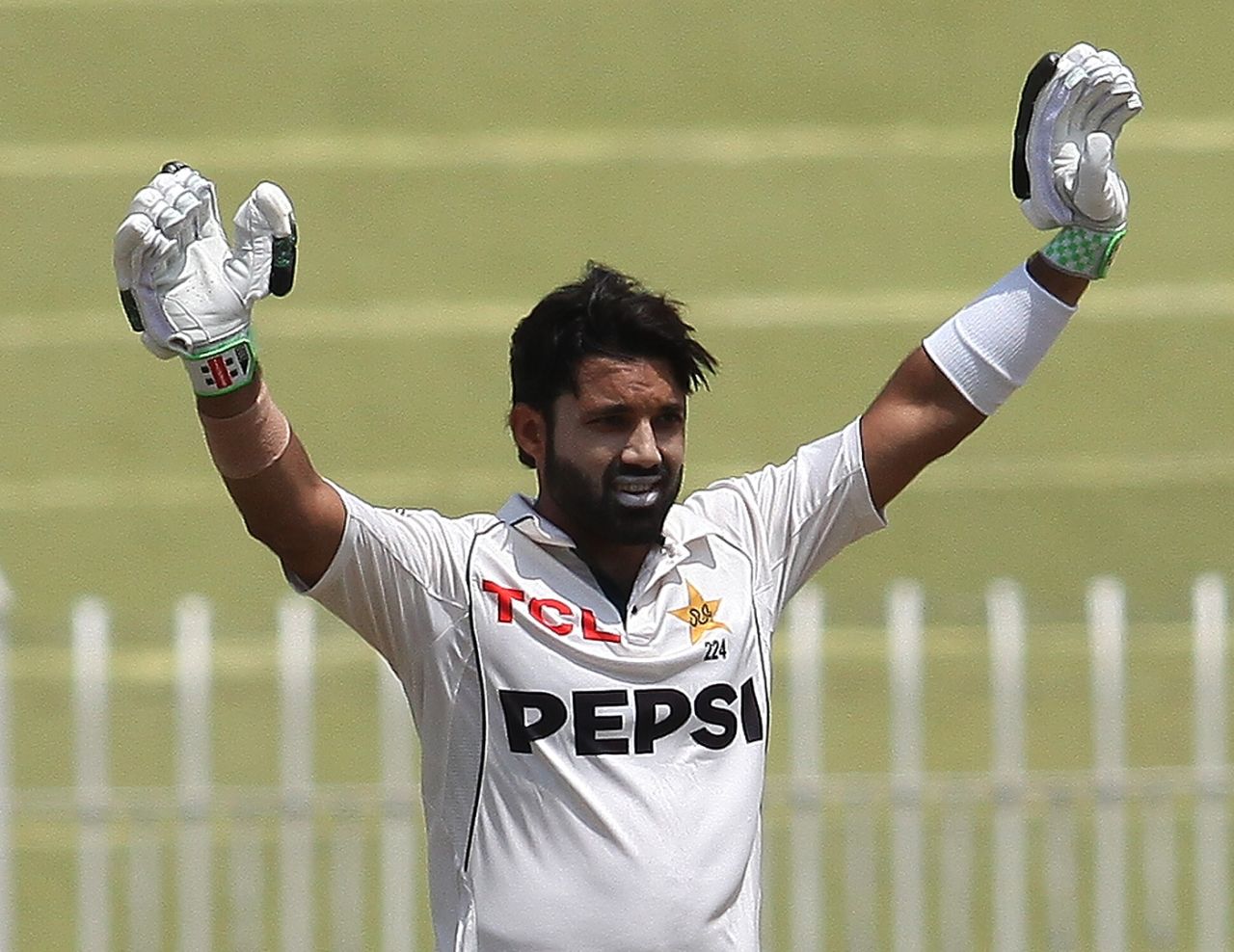 Mohammed Rizwan celebrates his third Test century, Pakistan vs Bangladesh, 1st Test, day 2, Rawalpindi, August 22, 2024