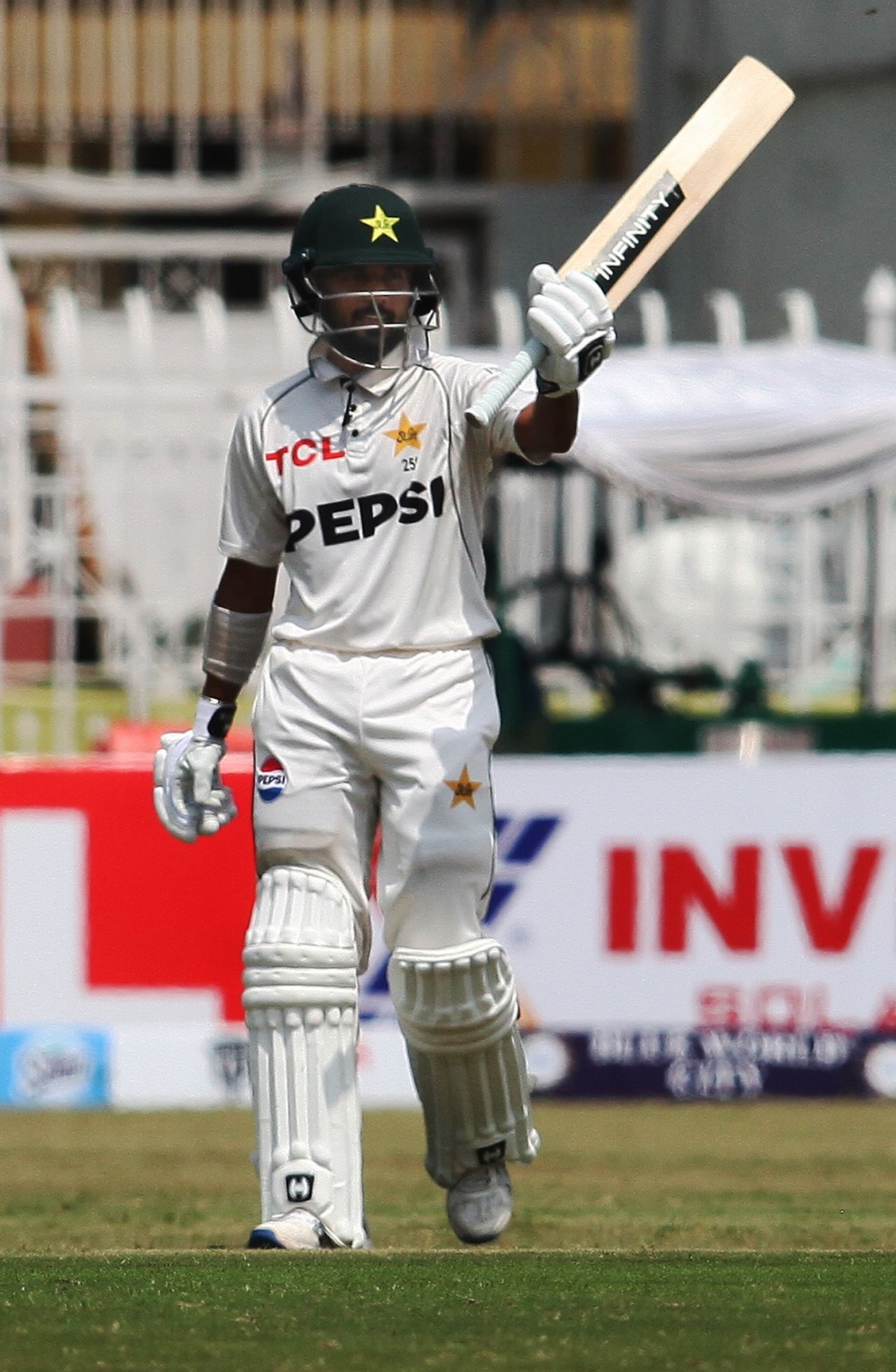 Saud Shakeel scored his third Test ton, having batted an entire session, Pakistan vs Bangladesh, 1st Test, day 2, Rawalpindi, August 22, 2024