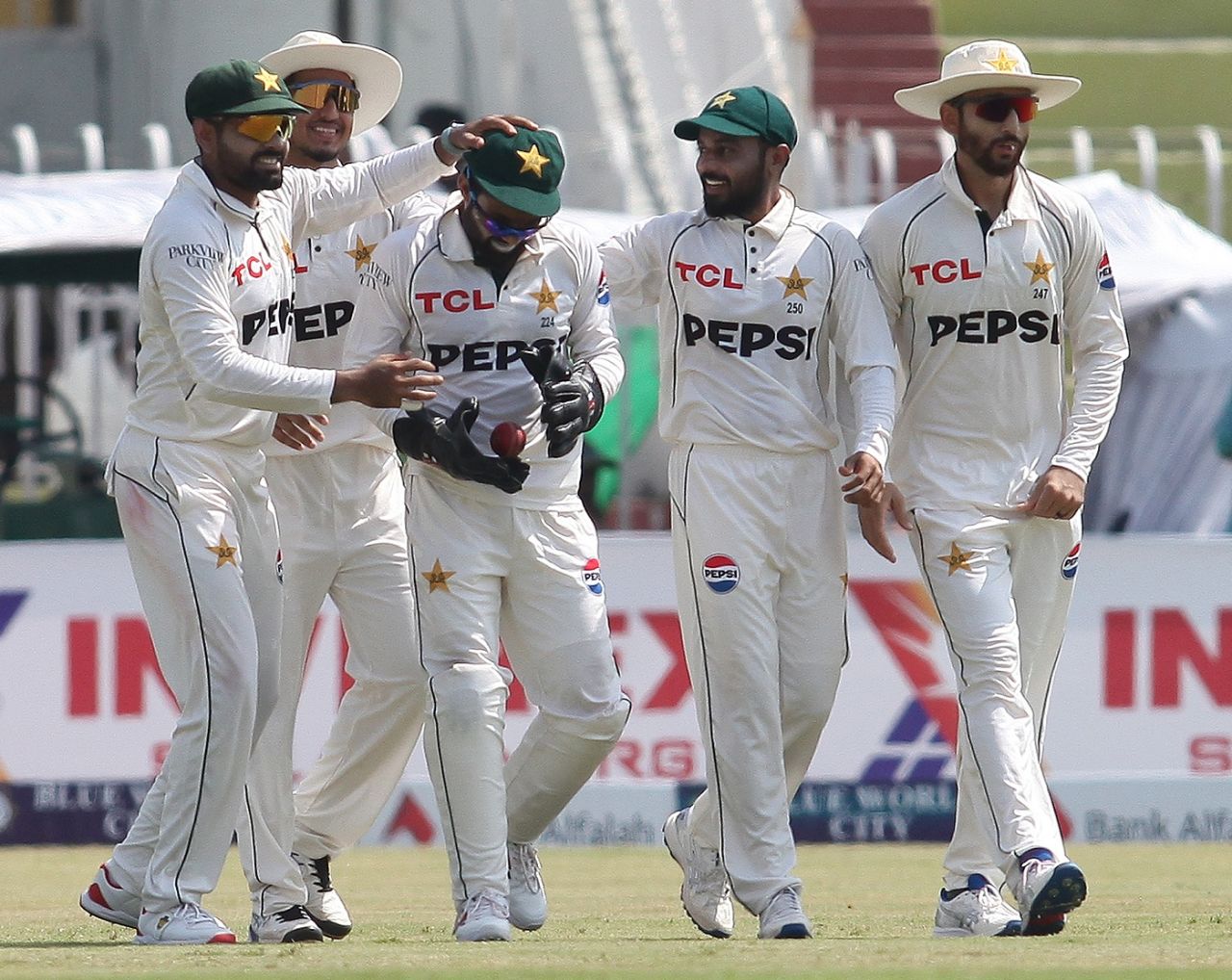 Mohammed Rizwan took a flying catch to dismiss Zakir Hasan, Pakistan vs Bangladesh, 1st Test, day 3, Rawalpindi, August 22, 2024