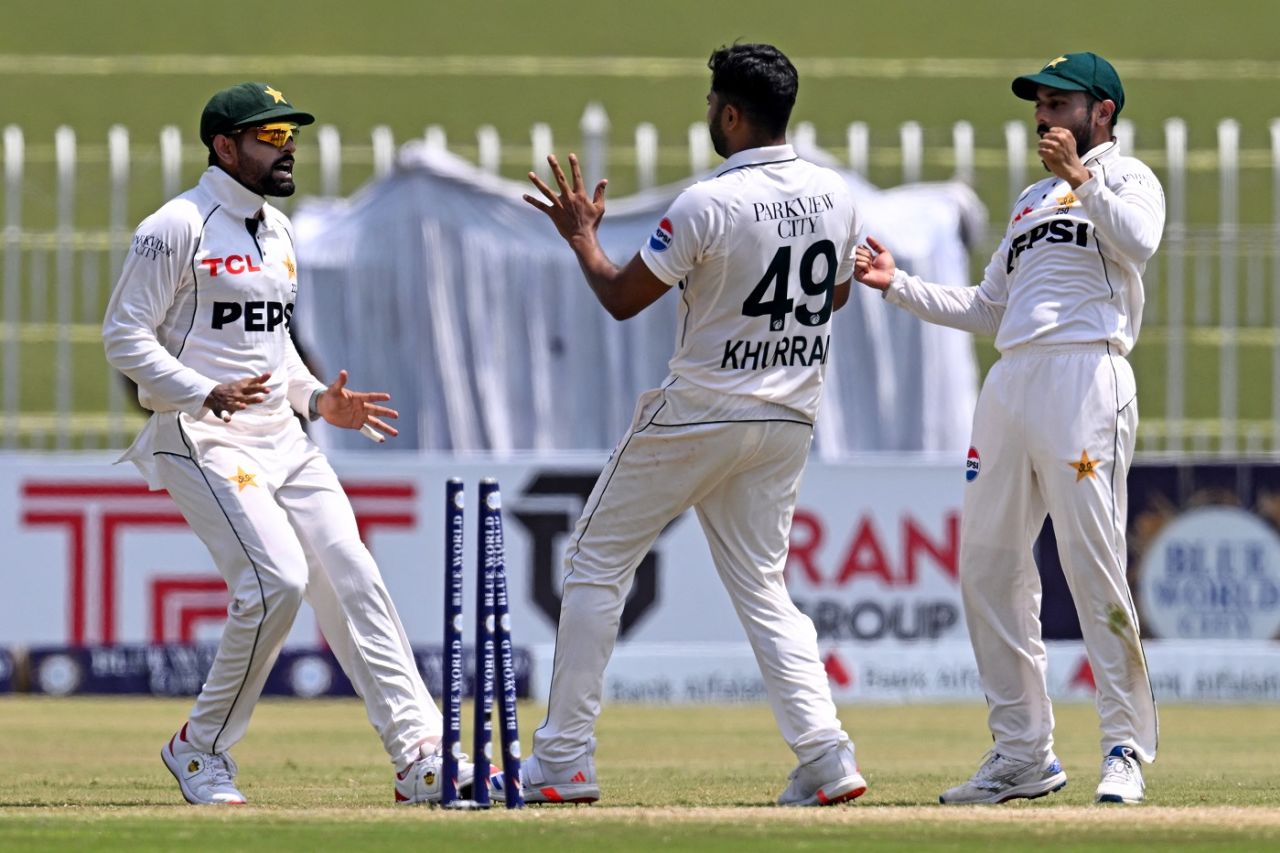 Khurram Shahzad got through Najmul Hossain Shanto's defence, Pakistan vs Bangladesh, 1st Test, day 3, Rawalpindi, August 22, 2024