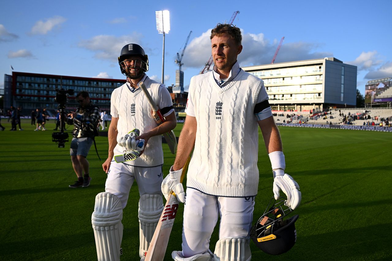 Joe Root and Chris Woakes bask in England's victory, England vs Sri Lanka, 1st Test, Emirates Old Trafford, 4th day, August 24, 2024