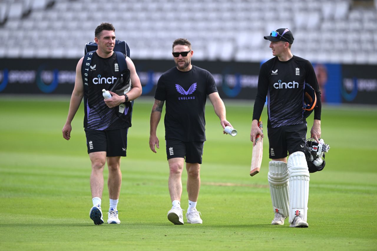 Dan Lawrence, Brendon McCullum and Harry Brook arrive at practice, England vs Sri Lanka, 2nd Test, Lord's, preview day, August 28, 2024