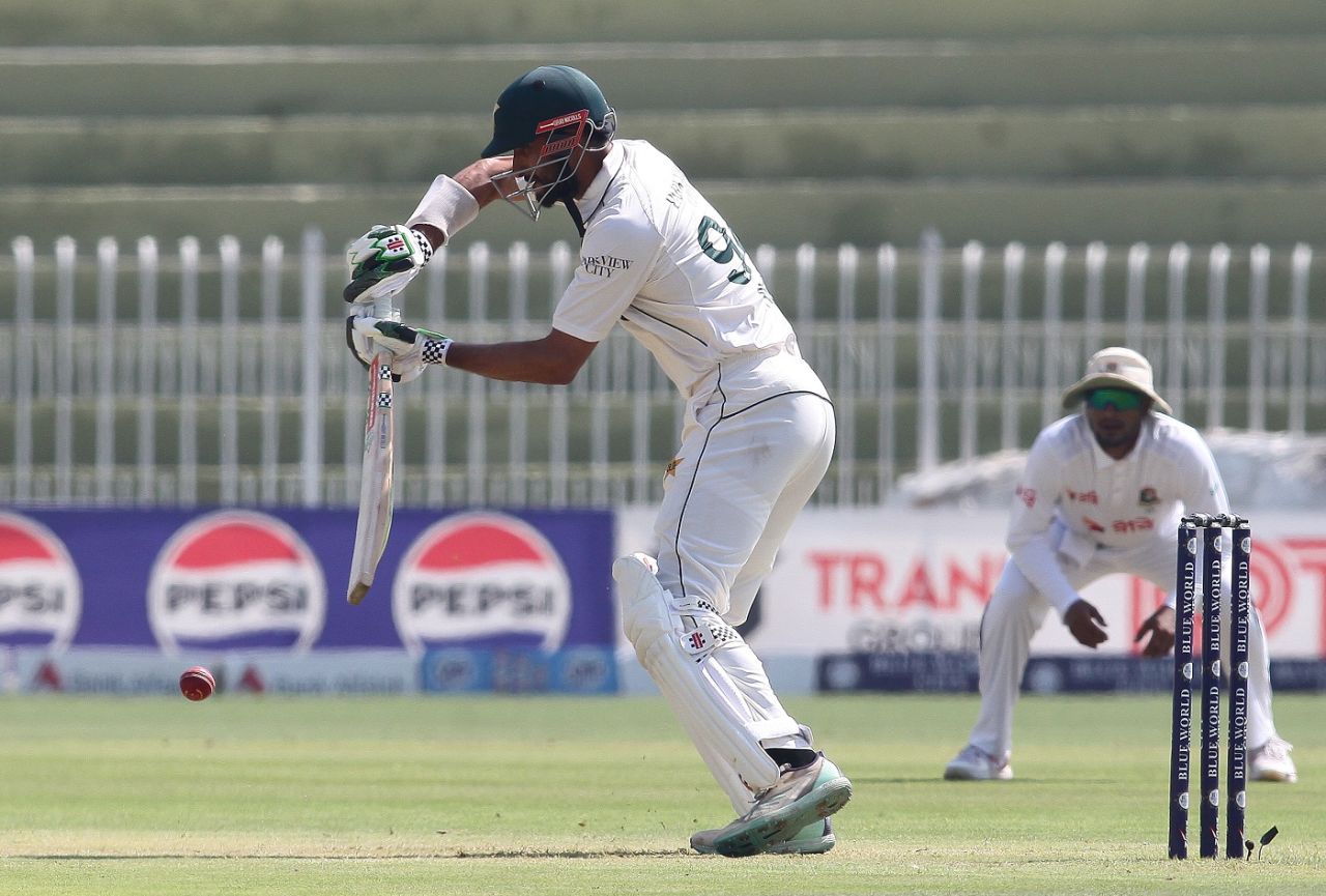 Shan Masood arrived to bat as early as the second over, Pakistan vs Bangladesh, 2nd Test, Rawalpindi, 2nd day, August 31, 2024