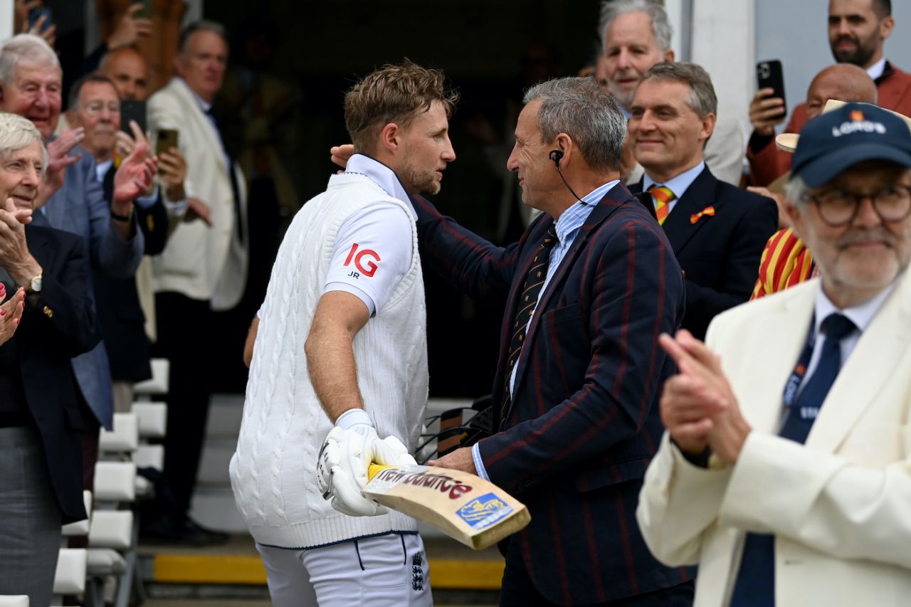 Joe Root gives his dad, Matt Root, a hug as he walks back after registering 103, England vs Sri Lanka, 2nd Test, Lord's, 3rd day, August 31, 2024