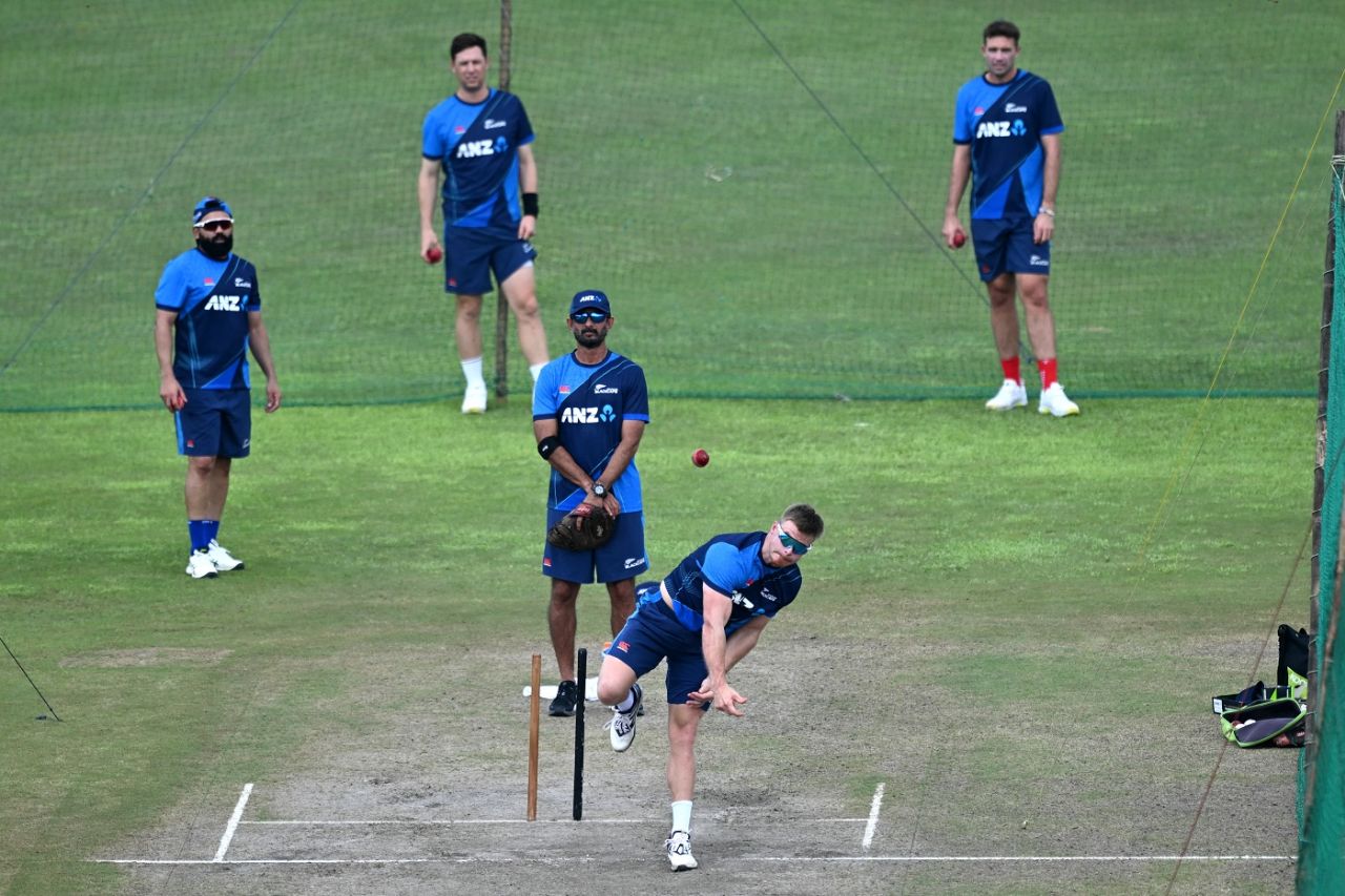 Glenn Phillips has a go with his part-time offspin, Afghanistan vs New Zealand, Only Test, 2nd day, Greater Noida, September 10, 2024