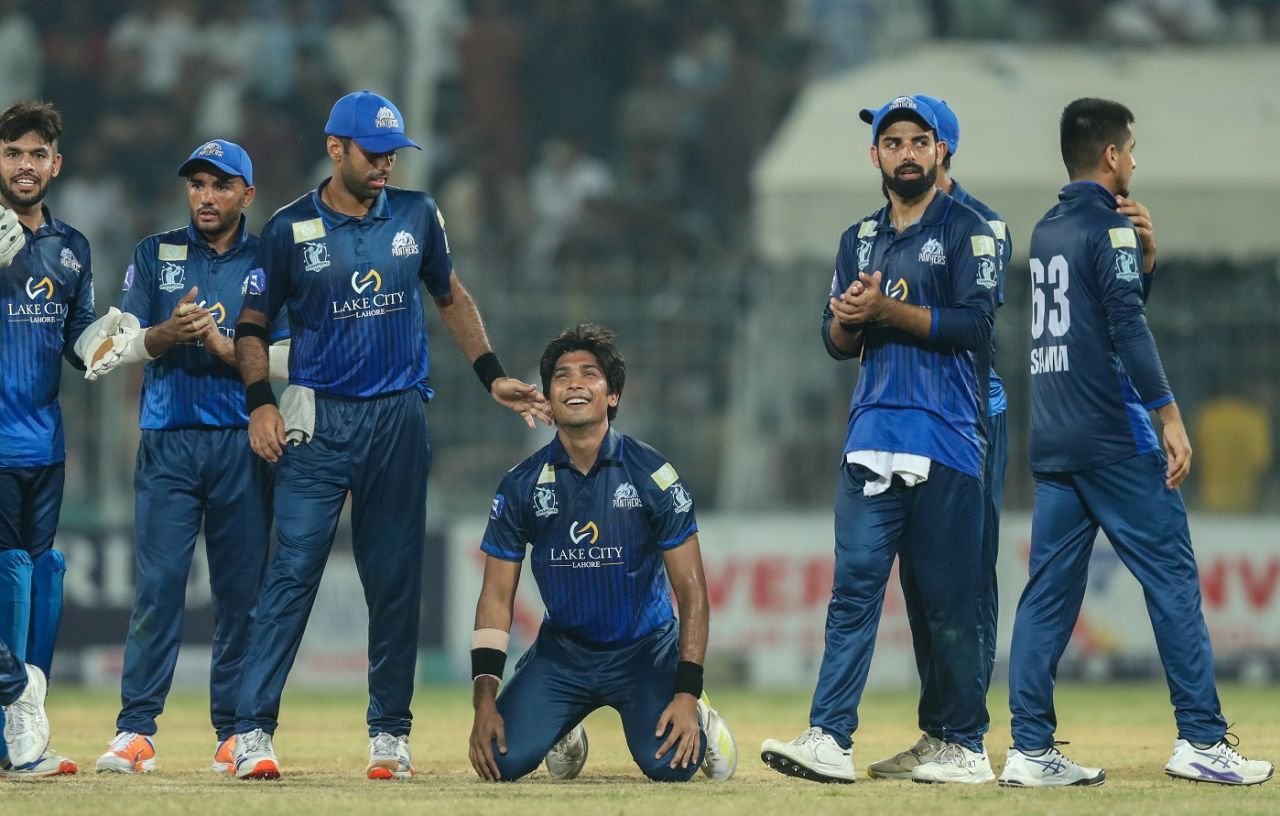 Mohammad Hasnain celebrates his five-for, Dolphins vs Panthers, Champions One-Day Cup, Faisalabad, September 14, 2024