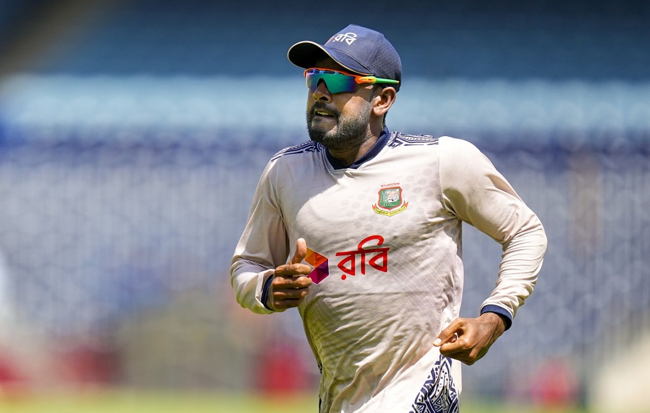 Mehidy Hasan Miraz has a run during practice, Chennai, September 17, 2024
