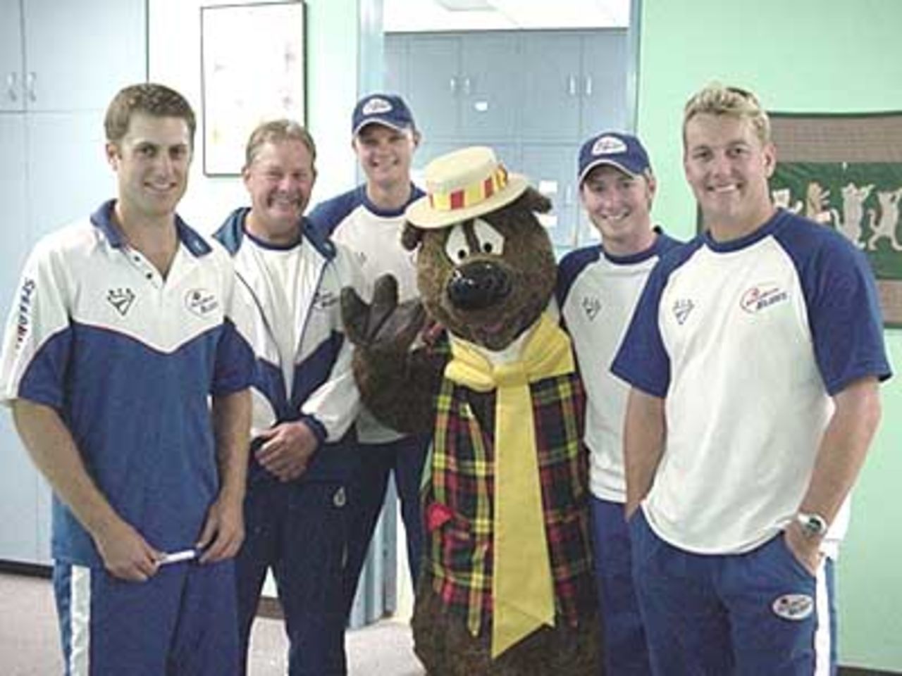 24 Oct 2002: Simon Katich, Steve Rixon, Doug Bollinger, Humphrey Bear, Michael Clarke and Shane Lee at Sydney Children's Hospital, Randwick for International Children's Day