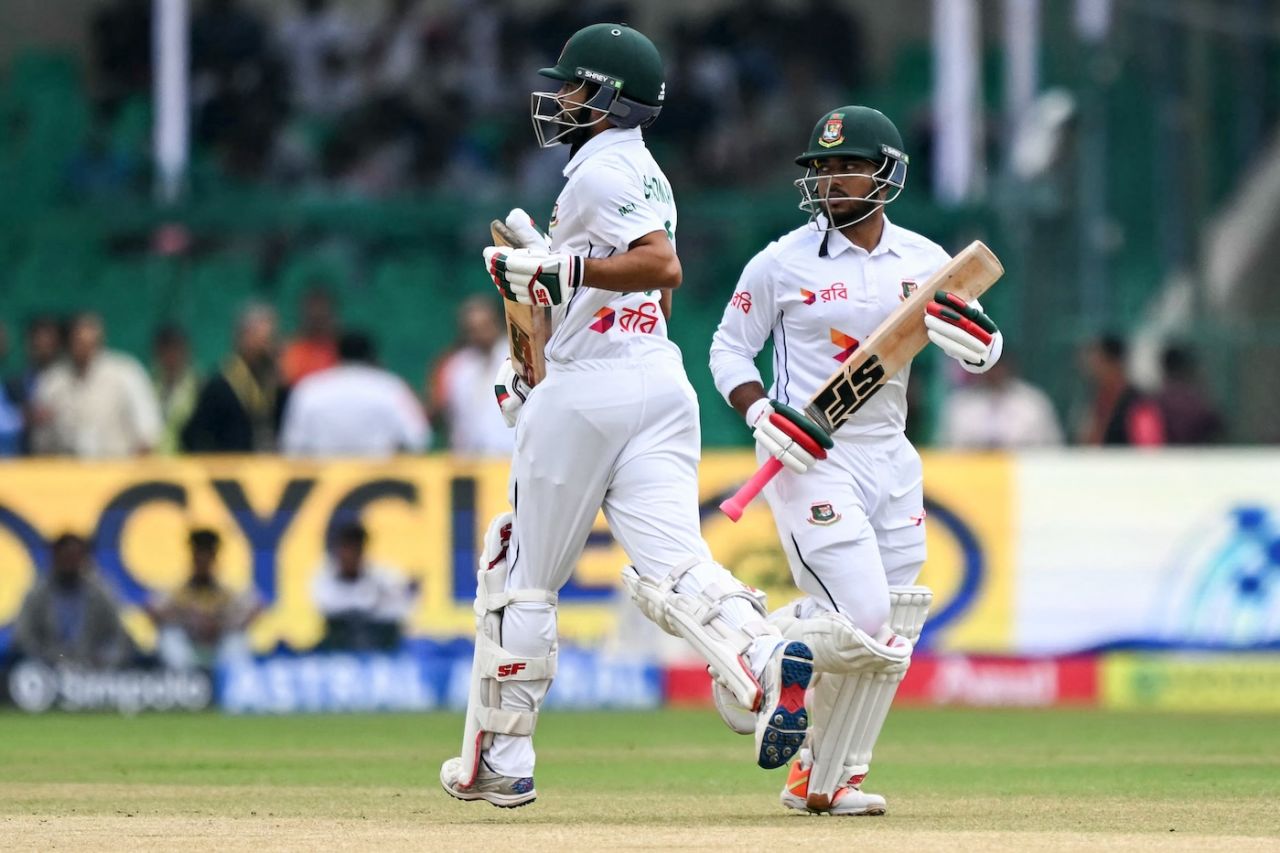 Shadman Islam and Zakir Hasan saw through the early overs of swing, India vs Bangladesh, 2nd Test, 1st day, Kanpur, September 27, 2024