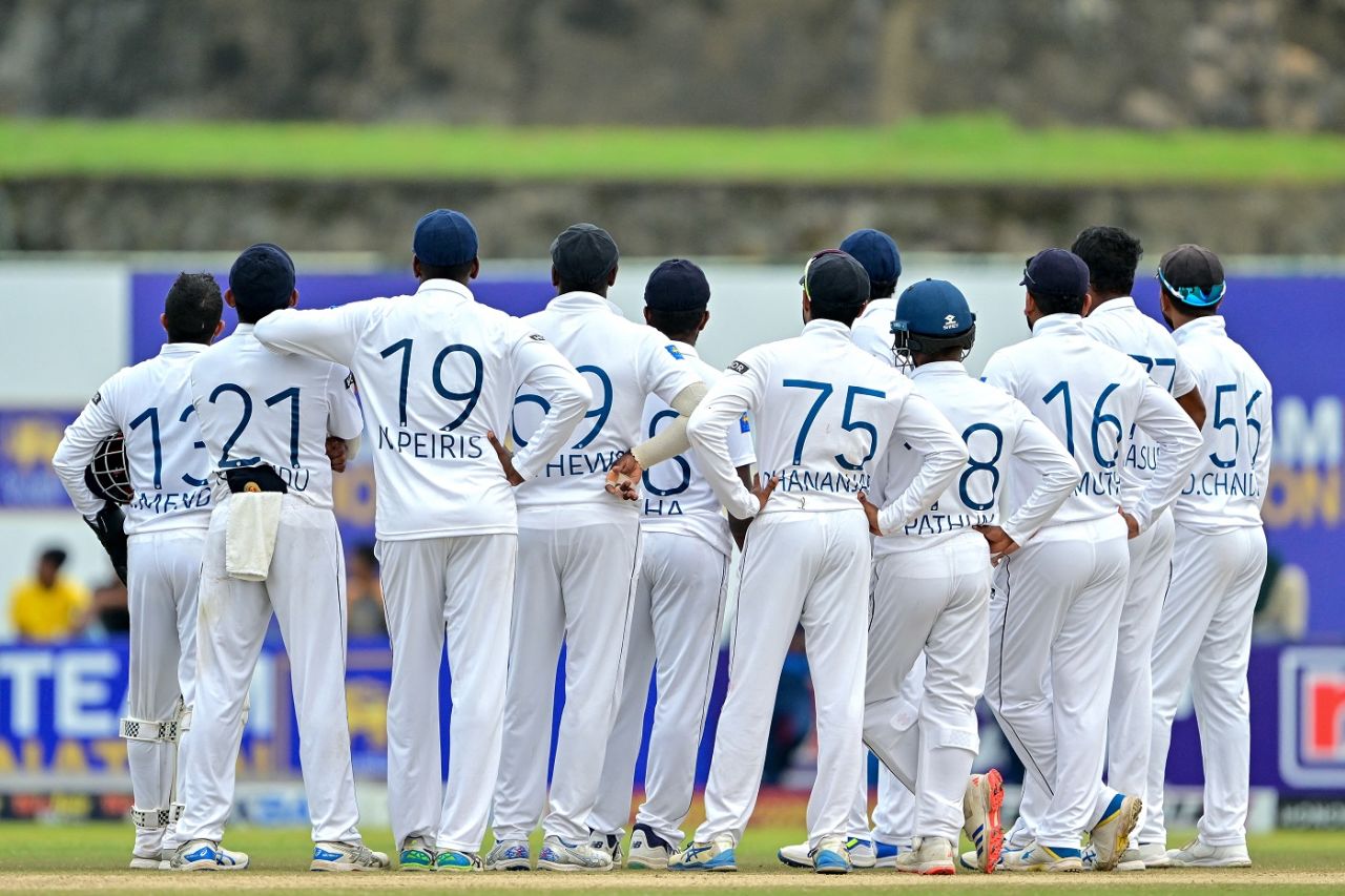 Sri Lanka players review a decision, Sri Lanka vs New Zealand, 2nd Test, Galle, 2nd day, September 27, 2024