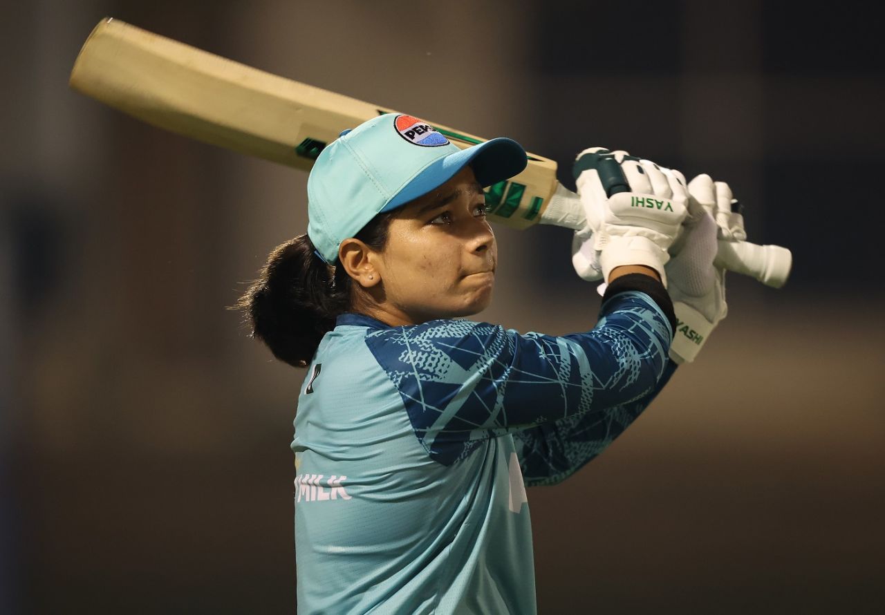 Fatima Sana hits out, Women's T20 World Cup, Dubai, September 27, 2024