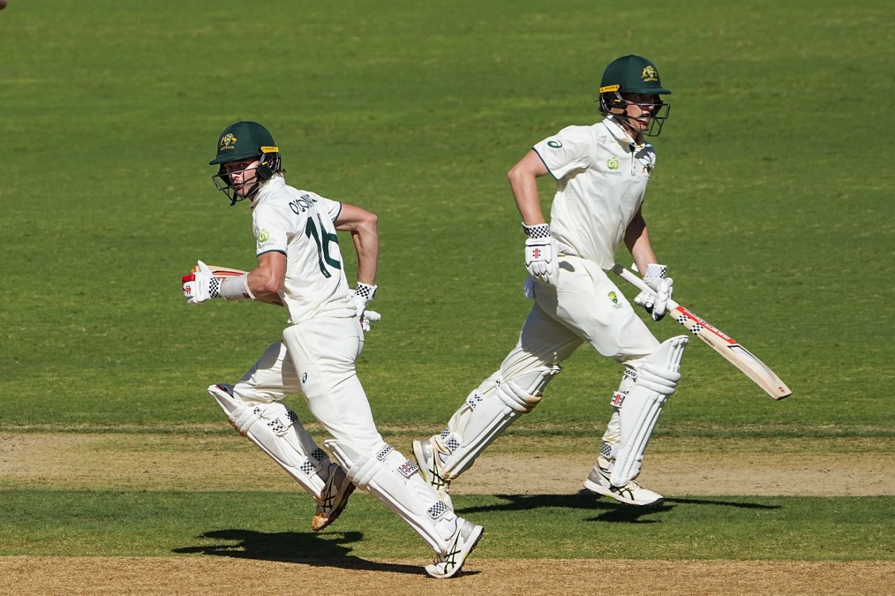 Aidan O'Connor and Christian Howe run between the wickets, India Under-19 vs Australia Under-19, 1st four-dayer, Chennai, 1st day, September 30, 2024