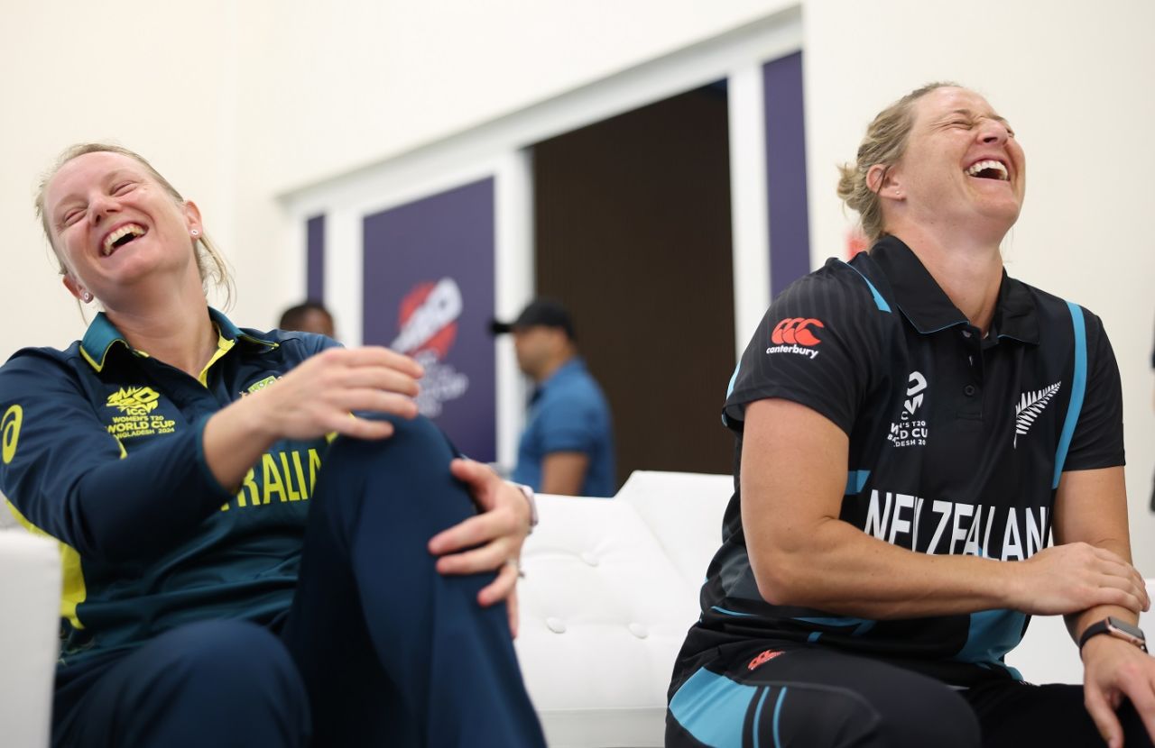 Alyssa Healy and Sophie Devine can't stop laughing, Women's T20 World Cup, Dubai, October 2, 2024