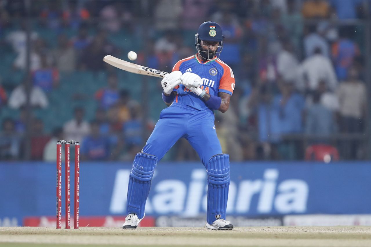 Hardik Pandya's no-look ramp in the 12th over was arguably the shot of the match, India vs Bangladesh, 1st T20I, Gwalior, October 6, 2024