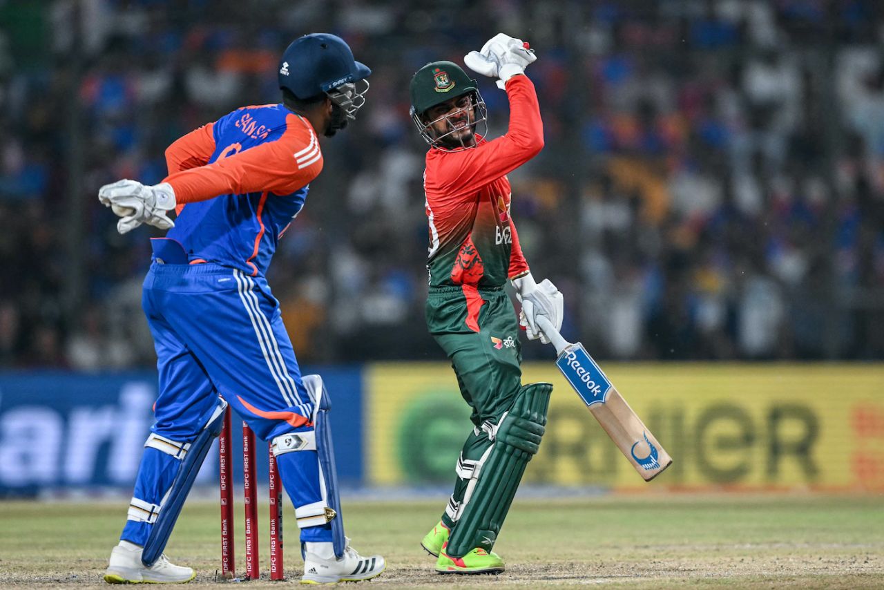 Mehidy Hasan Miraz is frustrated after missing a ball, India vs Bangladesh, 1st T20I, Gwalior, October 6, 2024