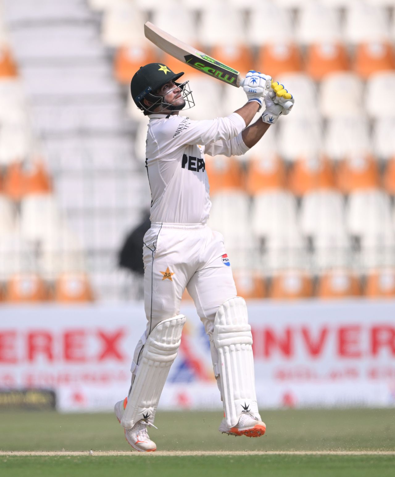 Naseem Shah made a career-best 33, Pakistan vs England, 1st Test, Multan, 2nd day, October 8, 2024