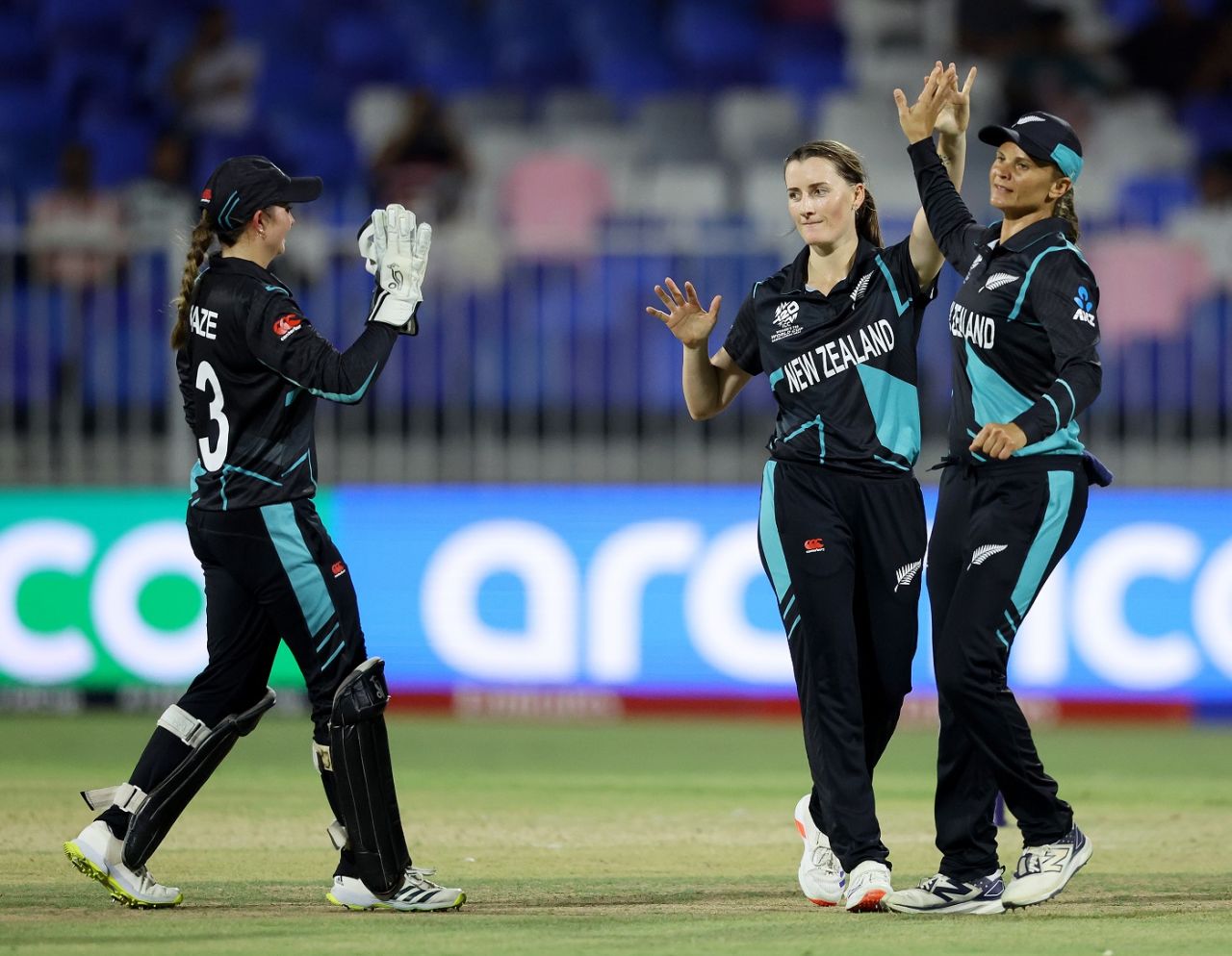 Rosemary Mair celebrates a wicket with Suzie Bates and Isabella Gaze, Australia vs New Zealand, Group A, Women's T20 World Cup, Sharjah, October 8, 2024