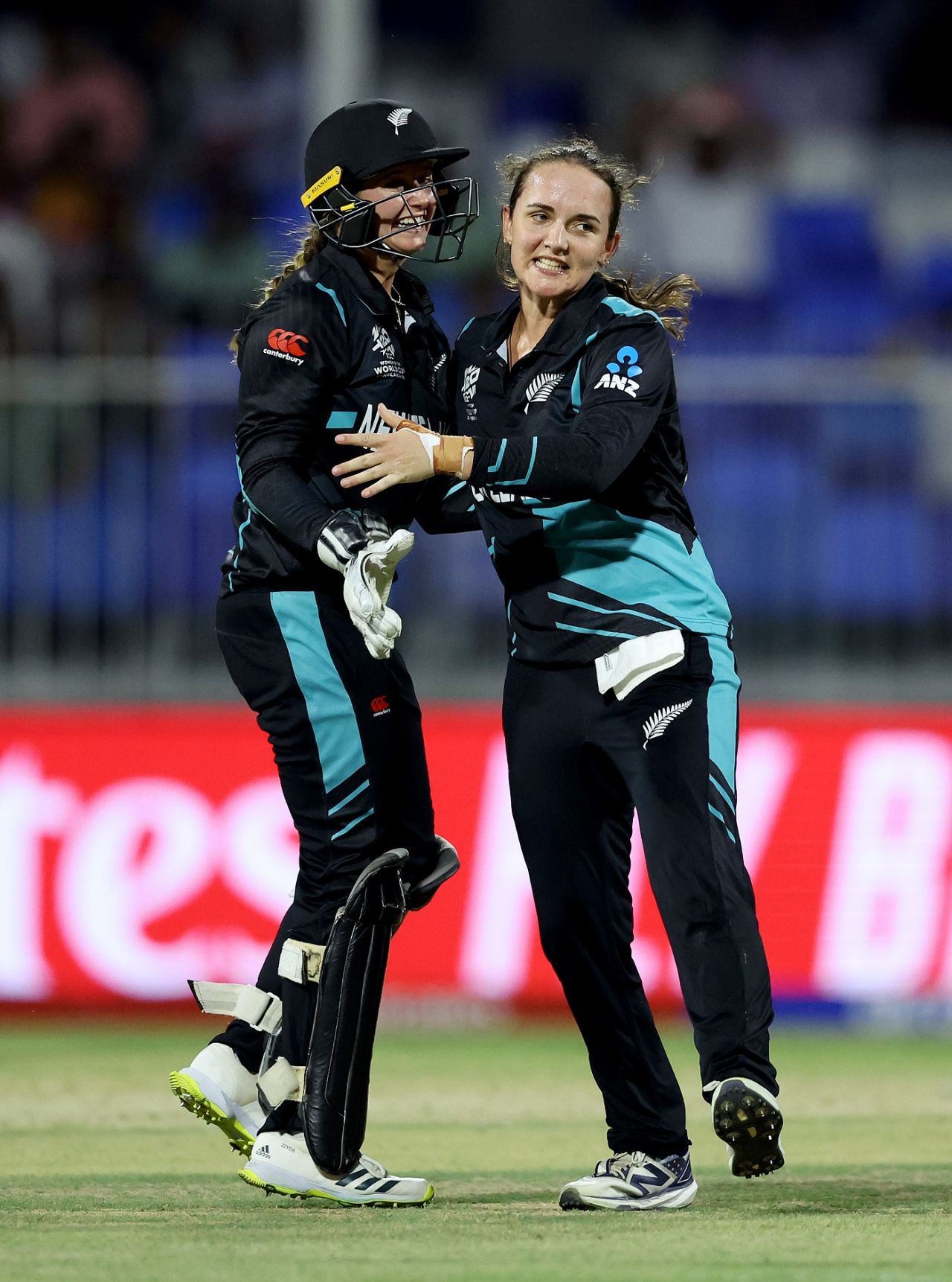 Amelia Kerr celebrates a wicket with Isabella Gaze, Australia vs New Zealand, Group A, Women's T20 World Cup, Sharjah, October 8, 2024