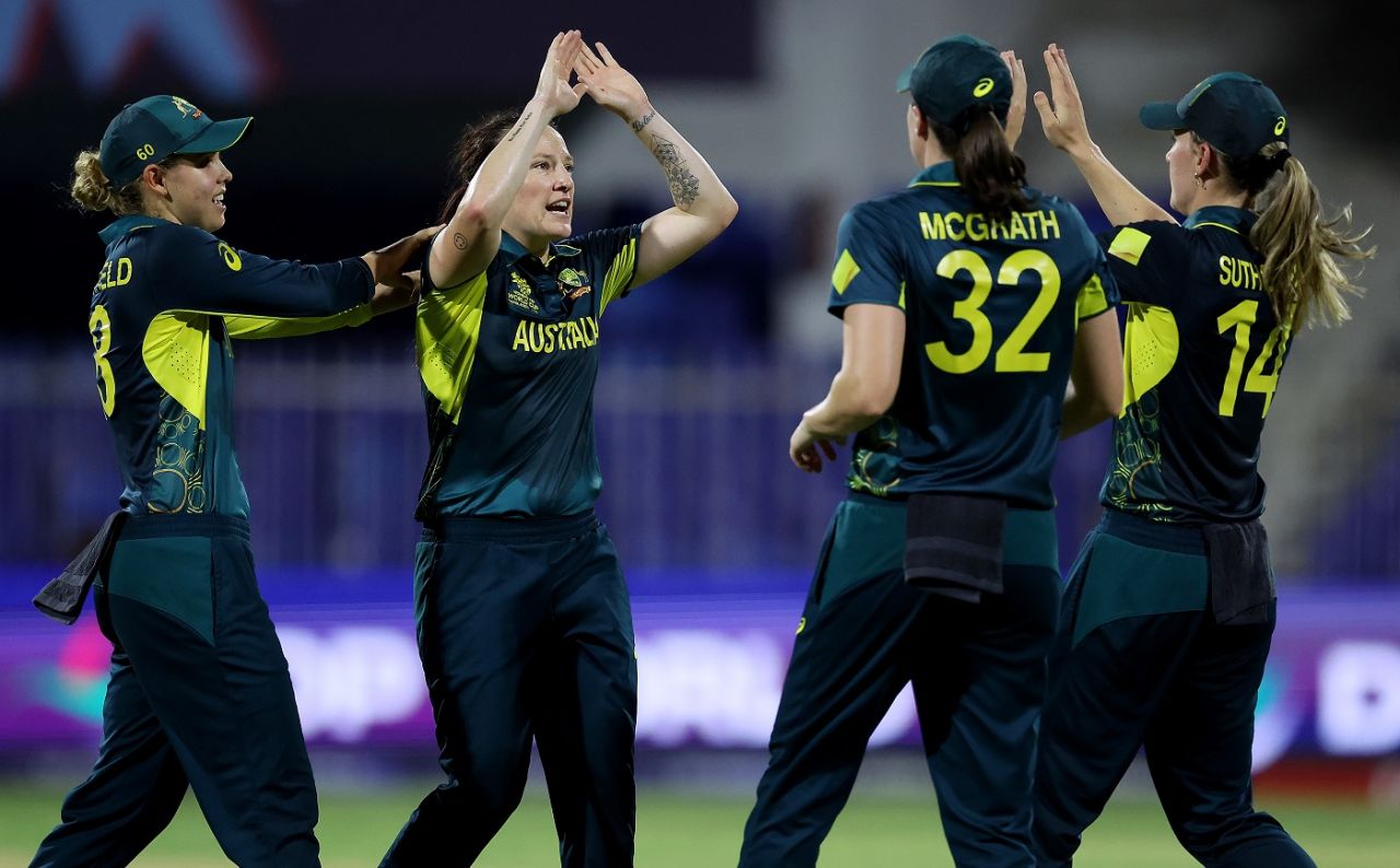 Megan Schutt made early inroads for Australia once again, Australia vs New Zealand, Group A, Women's T20 World Cup, Sharjah, October 8, 2024